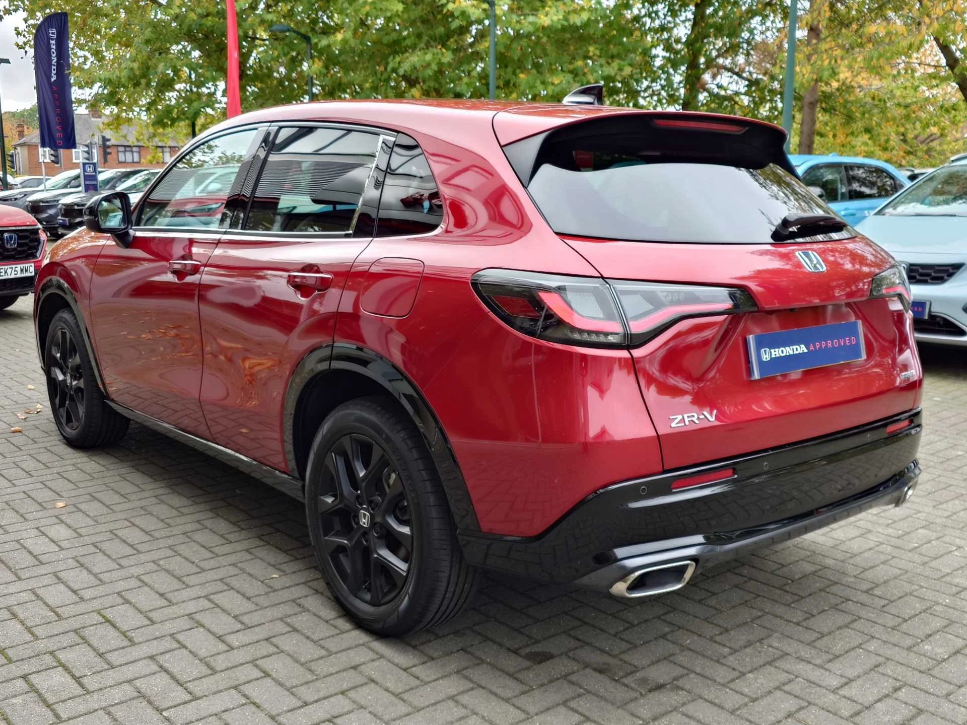 Vehicle image 3