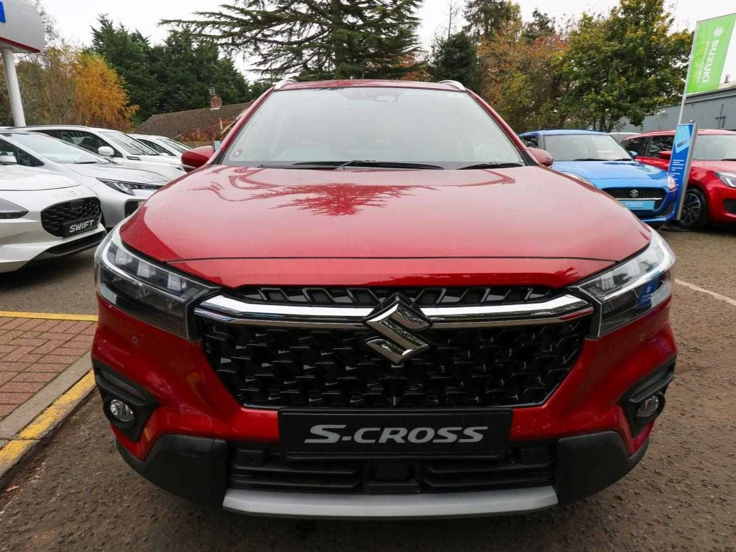 Vehicle image 4