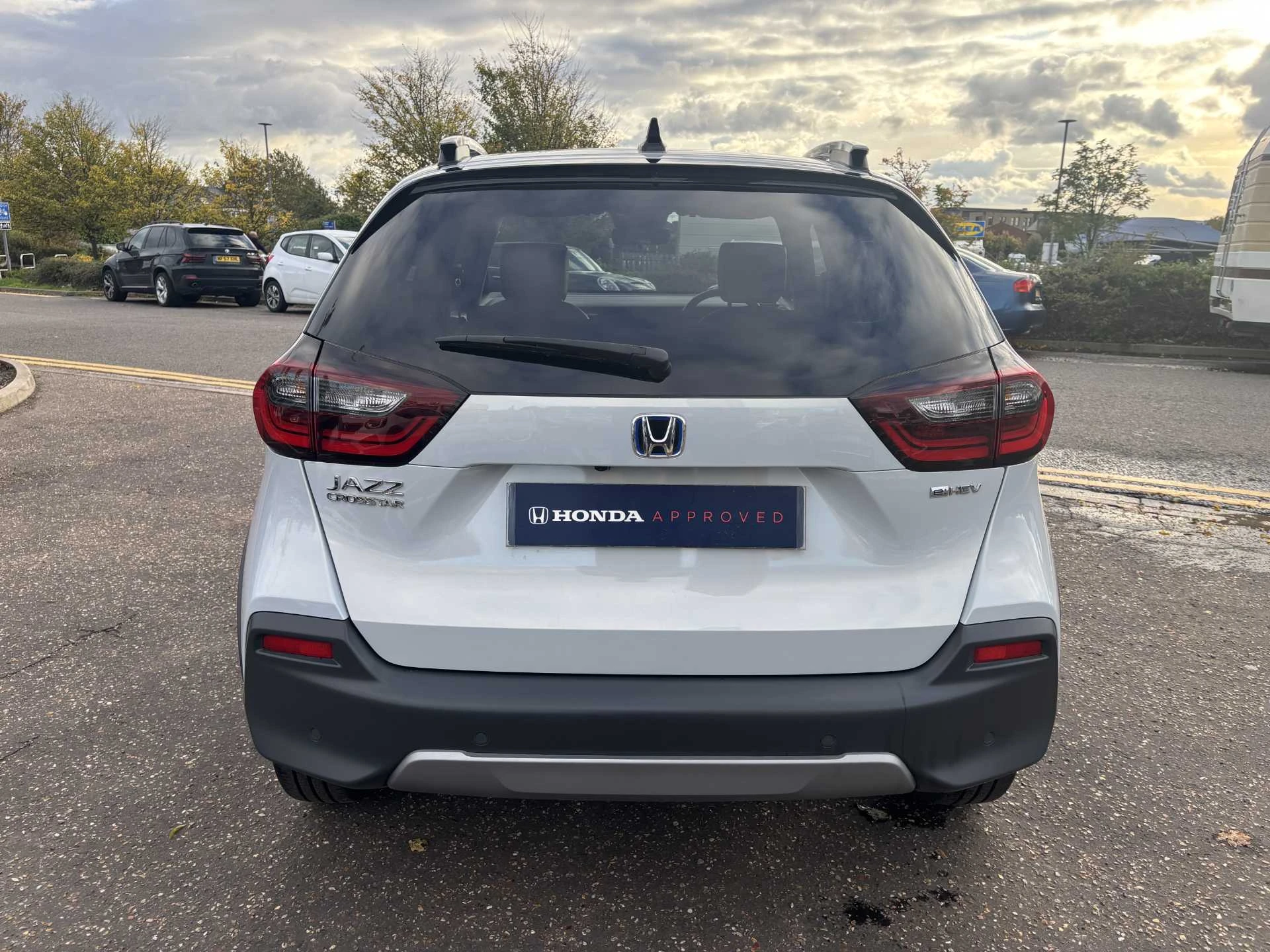 Vehicle image 3