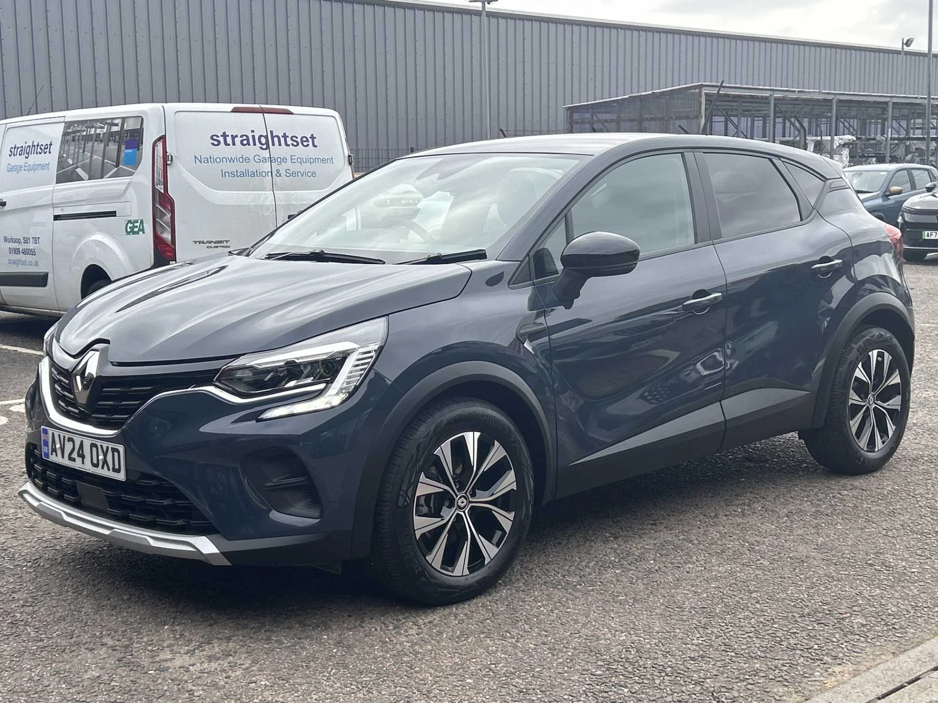 Vehicle image 2