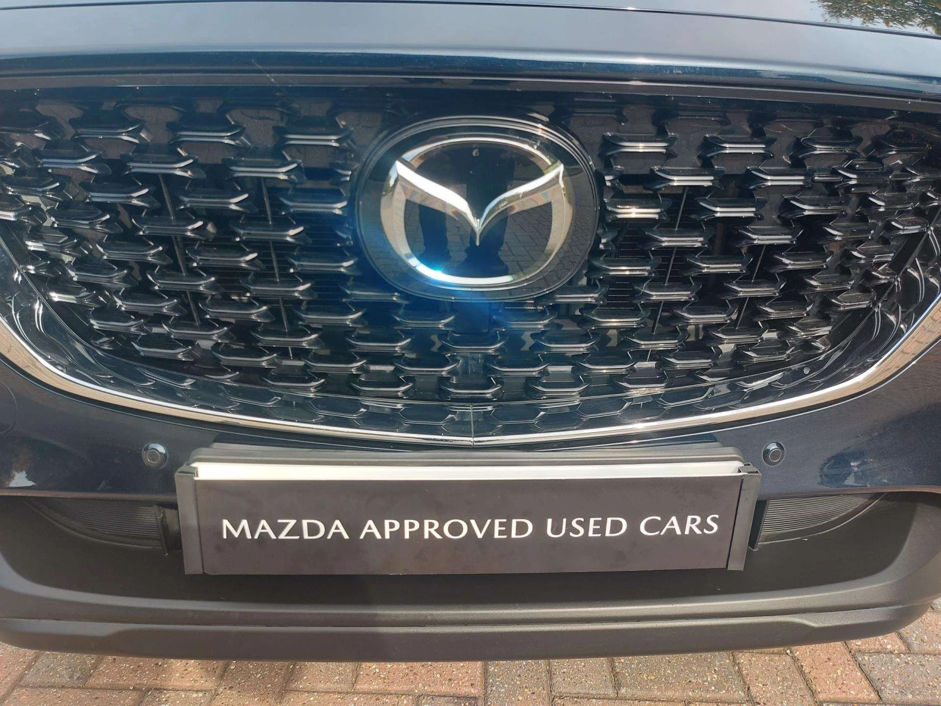 Vehicle image 6
