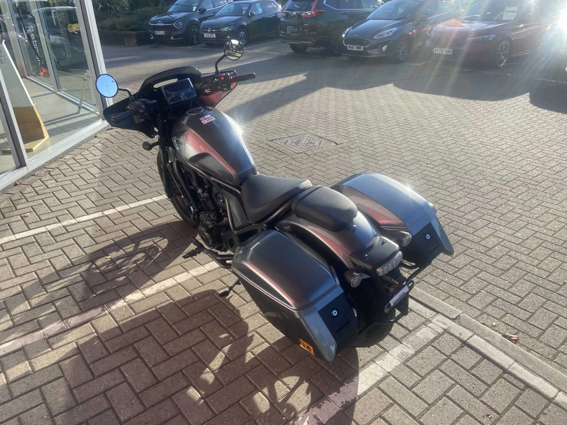 Vehicle image 5