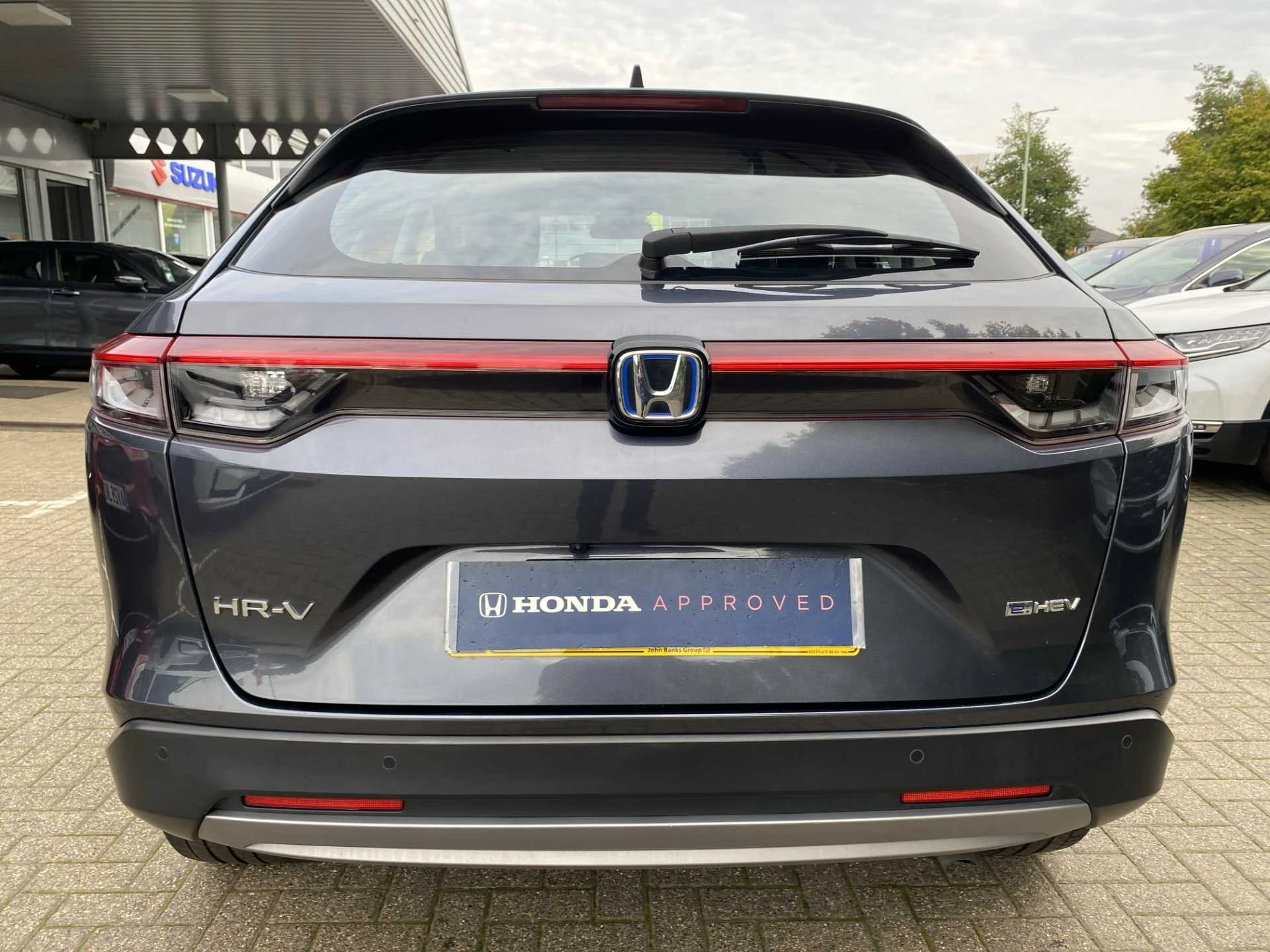 Vehicle image 6