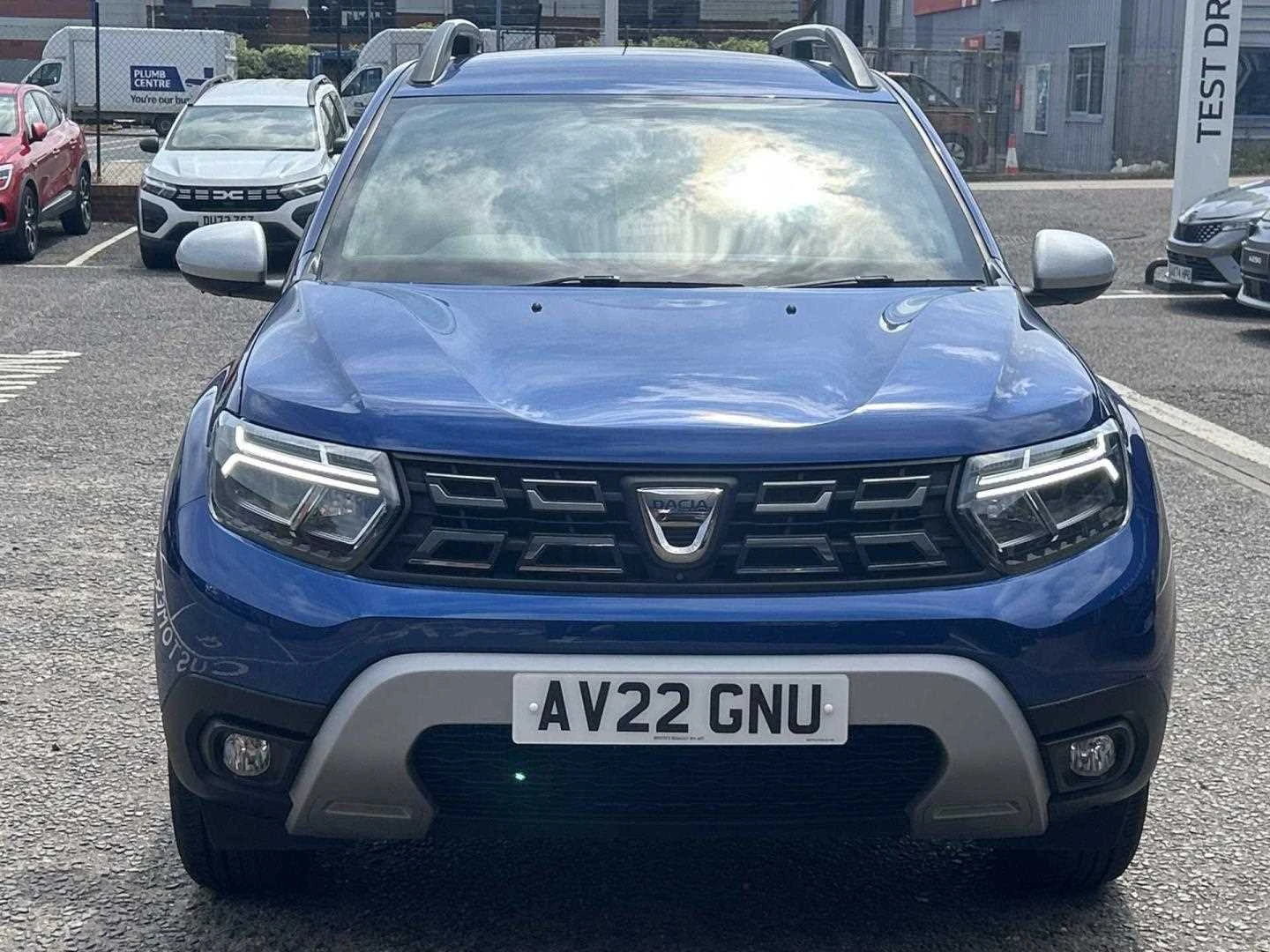 Vehicle image 6