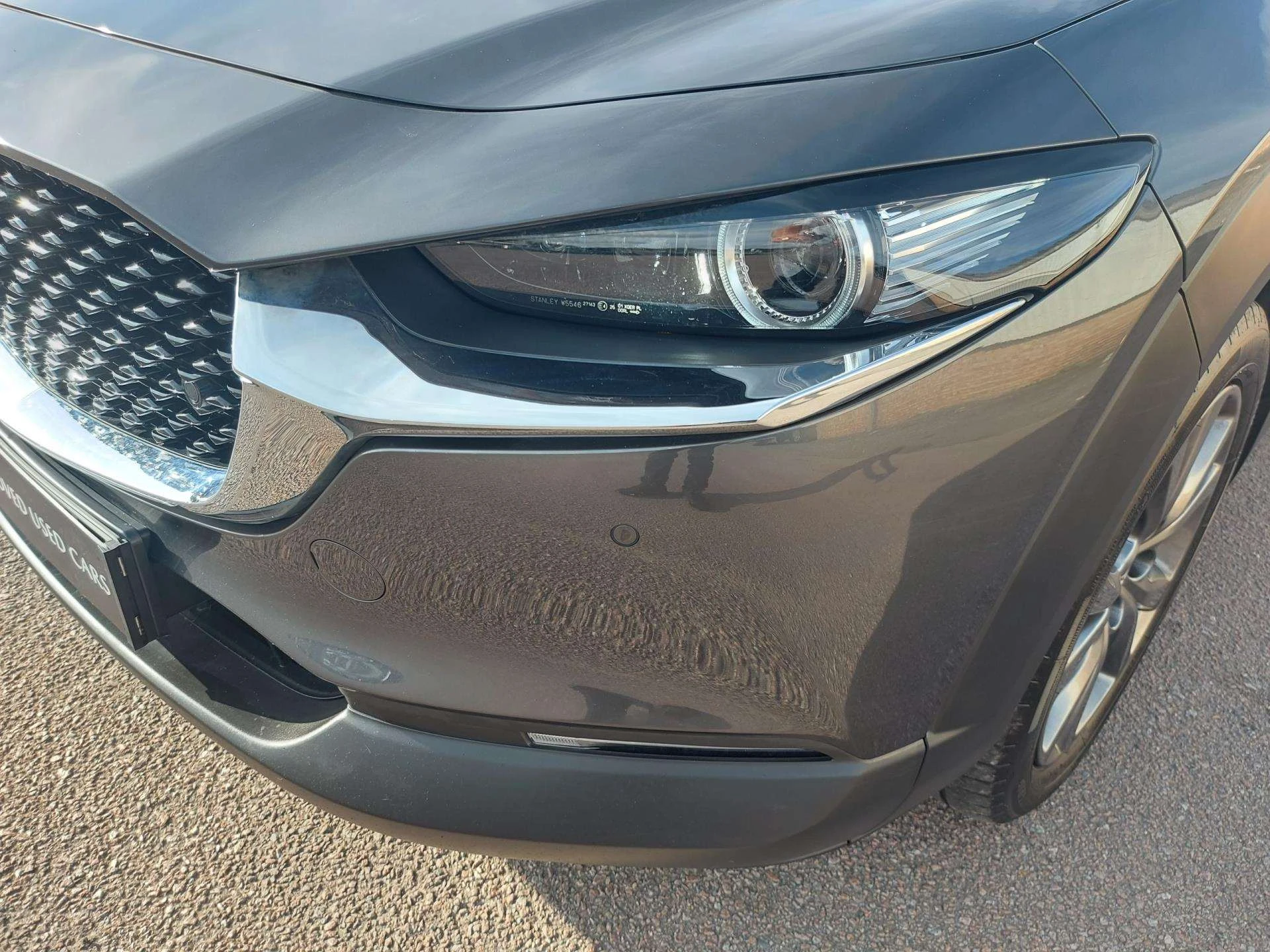 Vehicle image 6