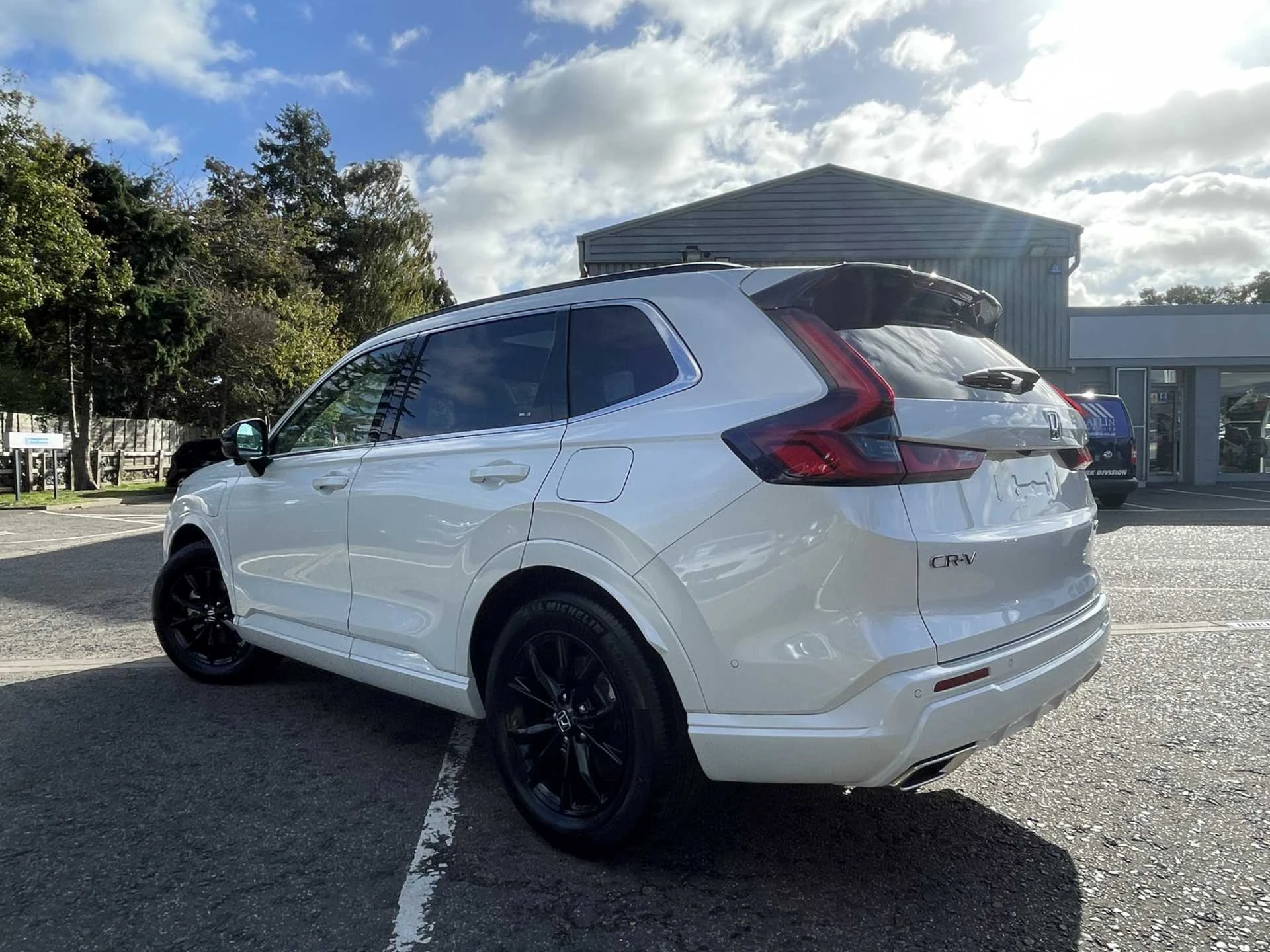 Vehicle image 3