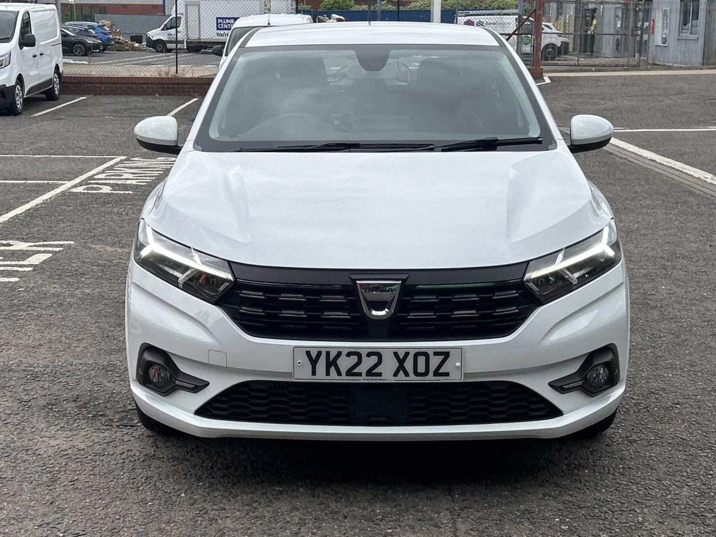 Vehicle image 6