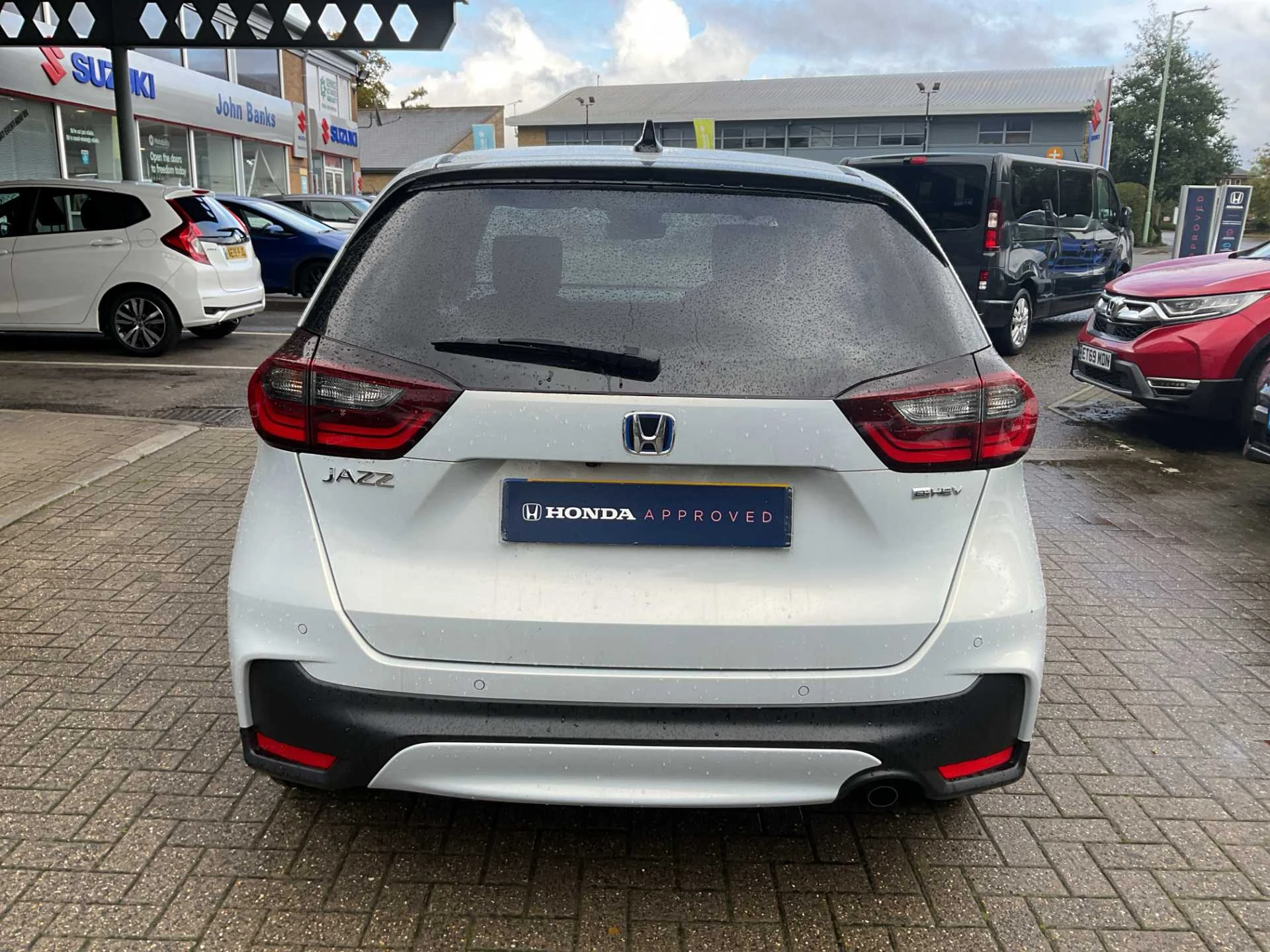 Vehicle image 7
