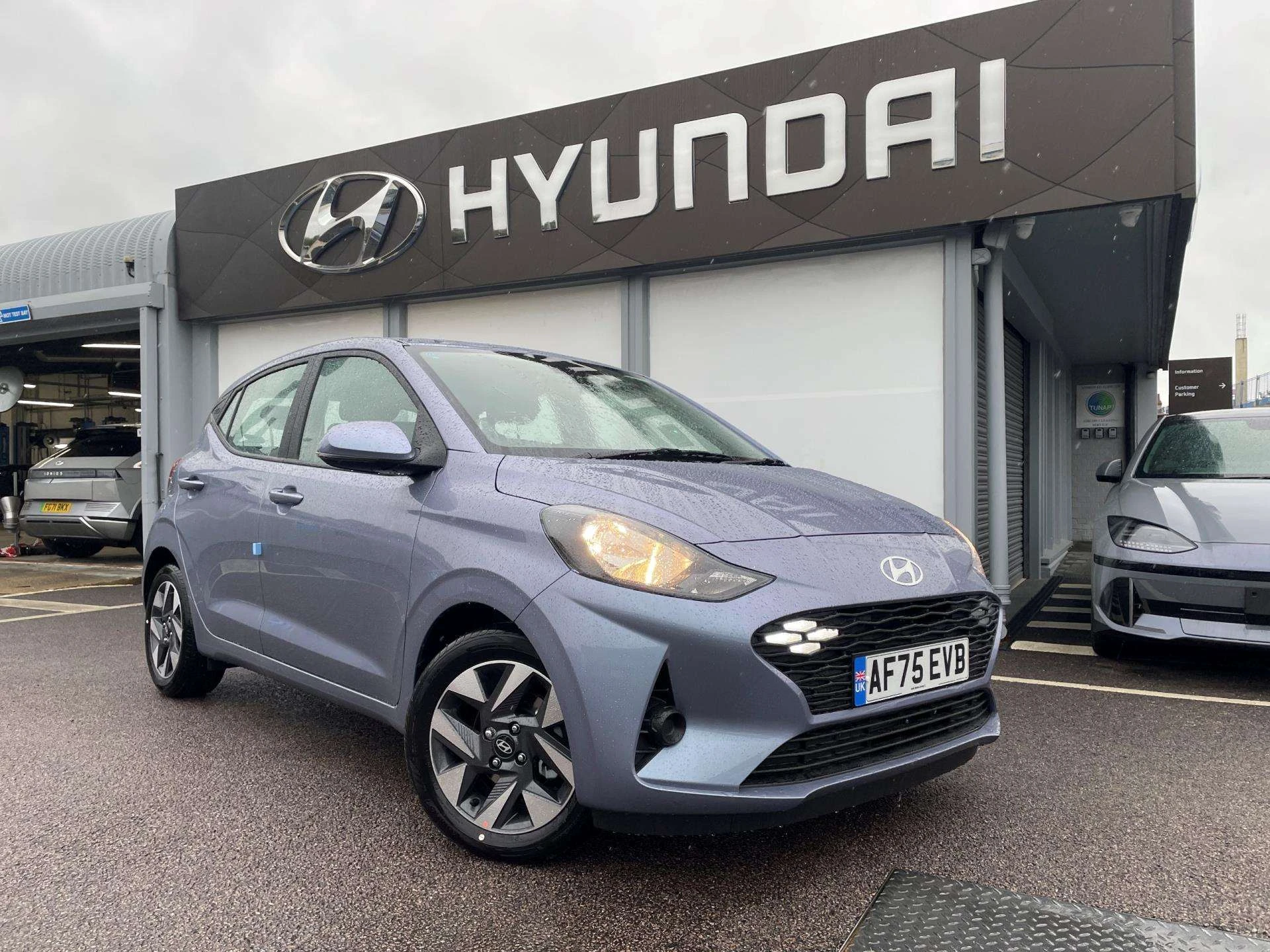 Vehicle image 1