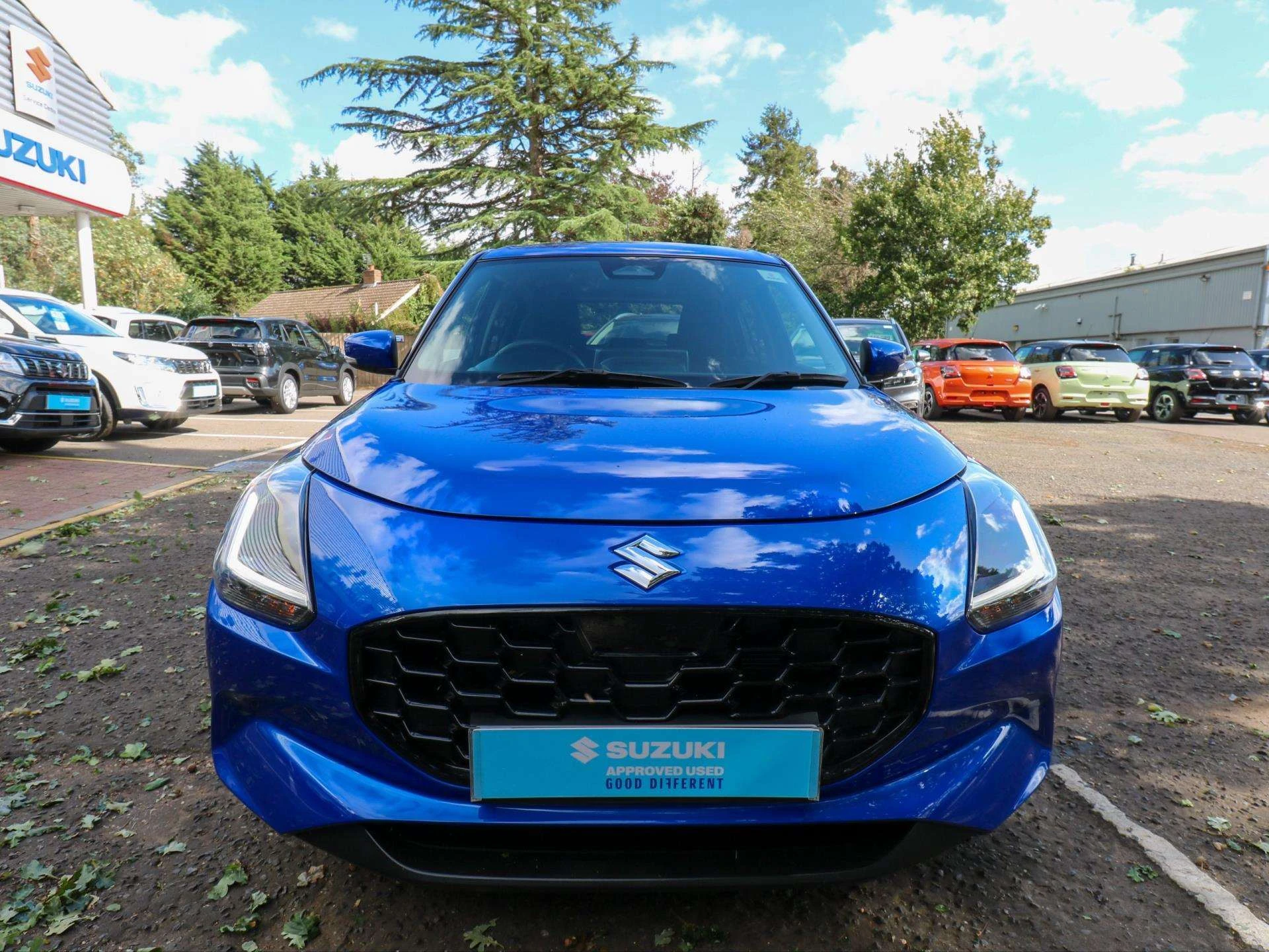Vehicle image 6