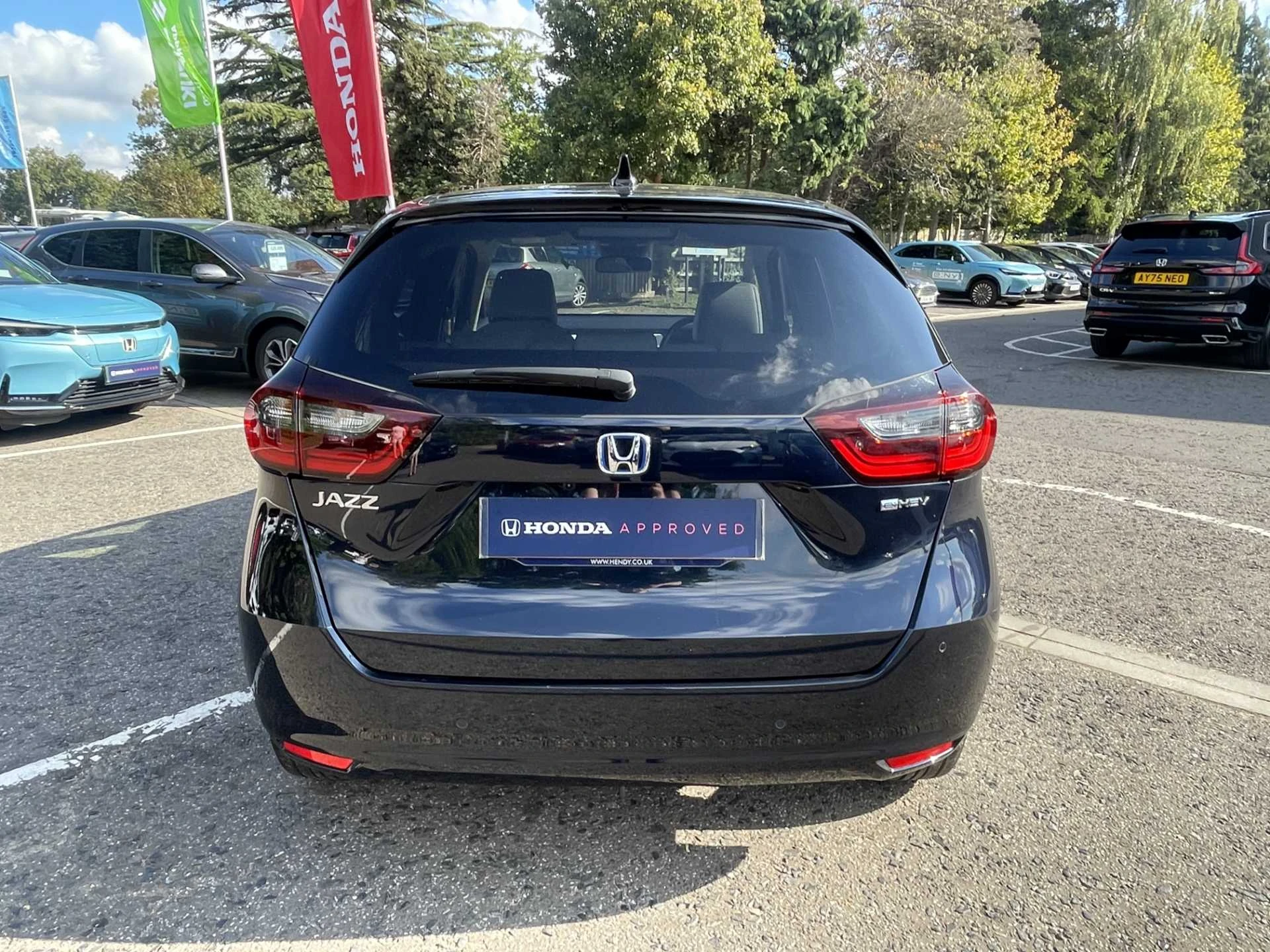 Vehicle image 7