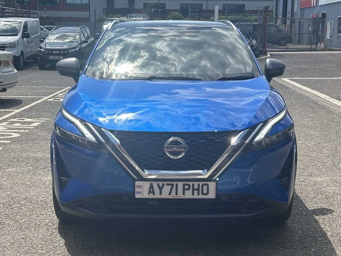 Vehicle image 6