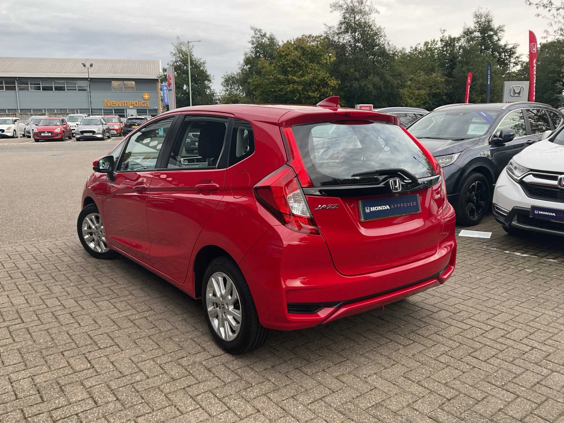 Vehicle image 3