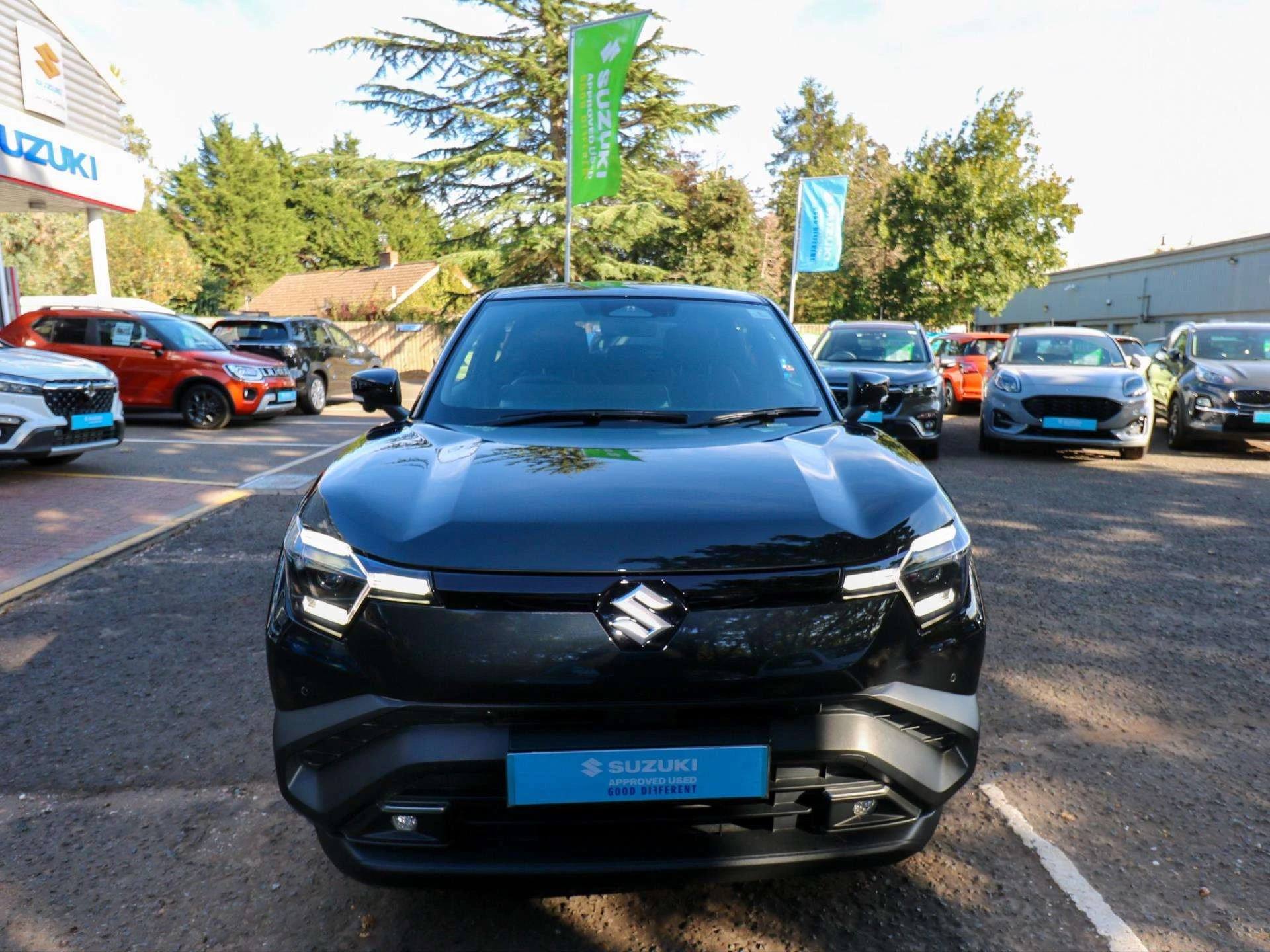 Vehicle image 6