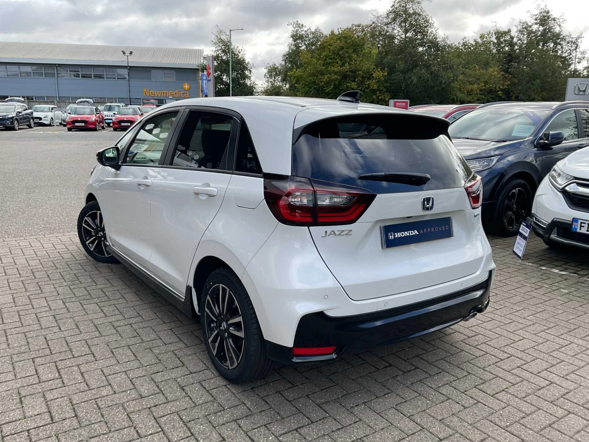 Vehicle image 3