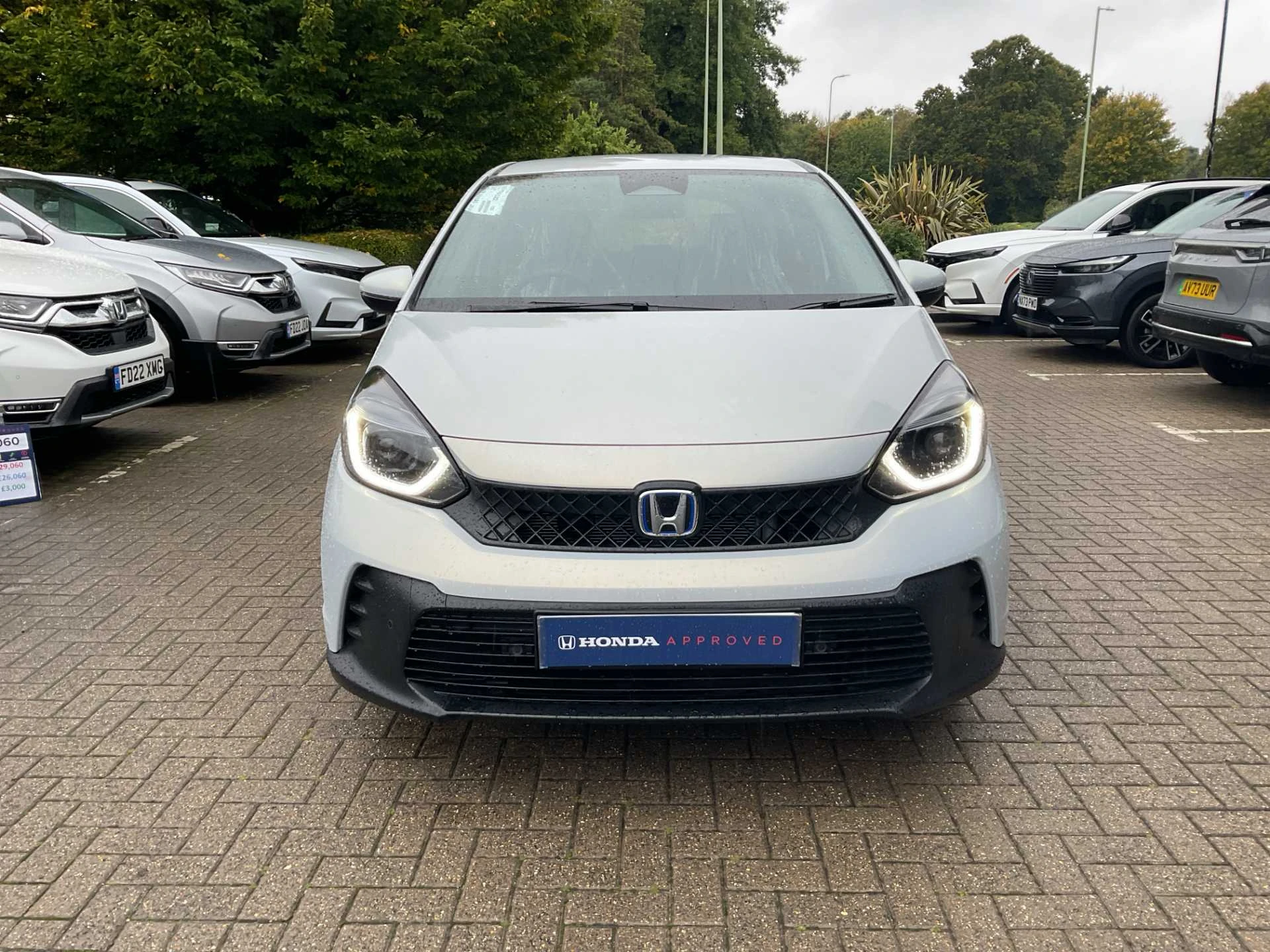 Vehicle image 6