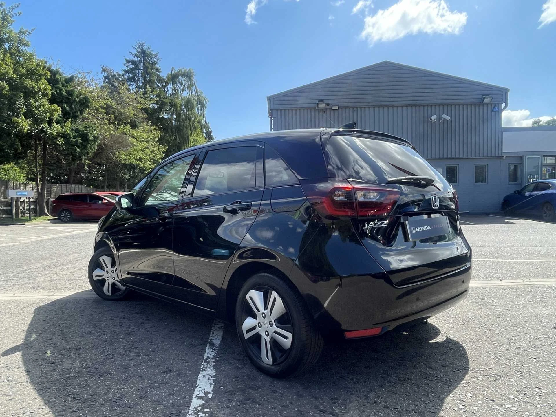 Vehicle image 3