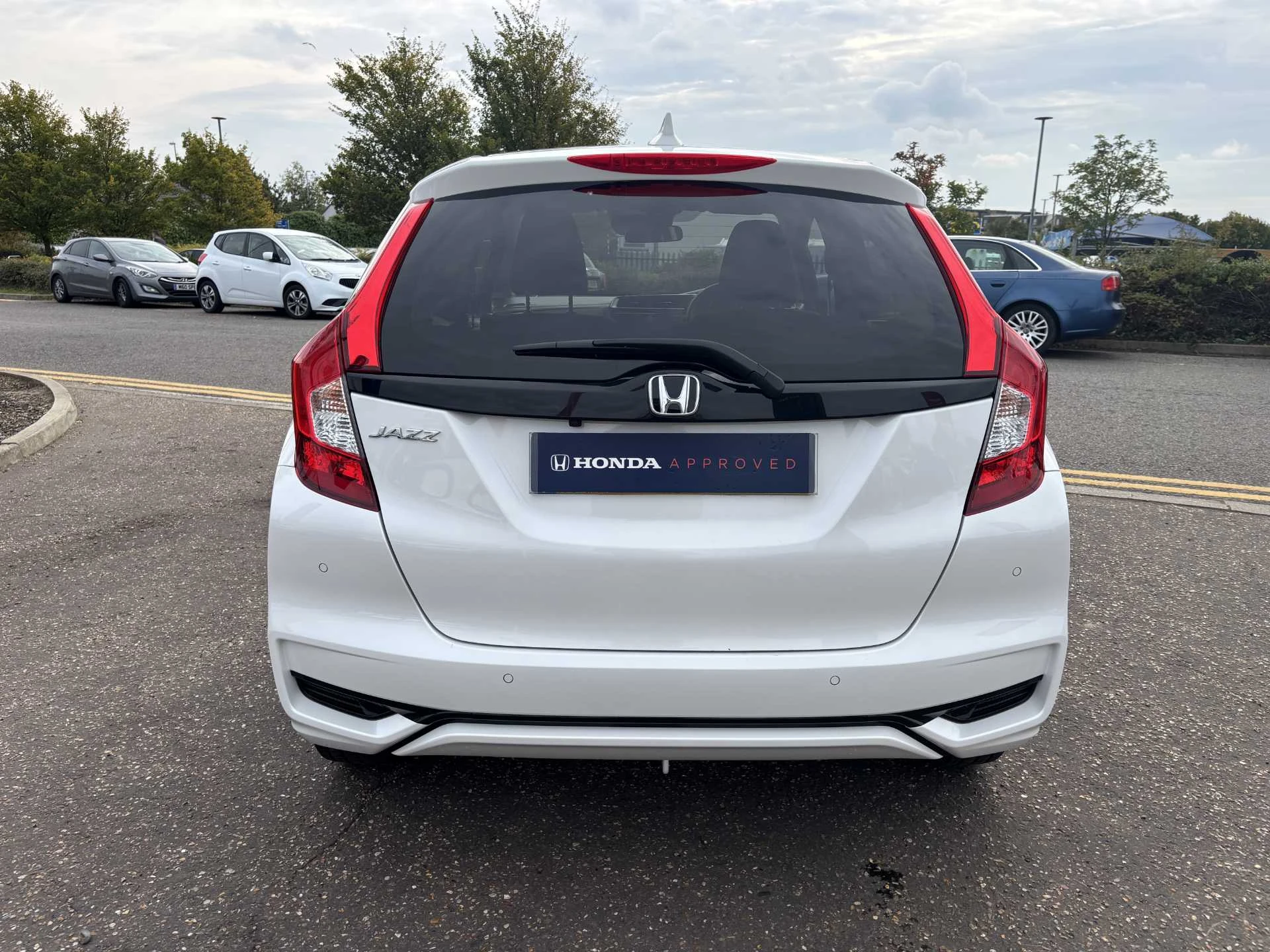 Vehicle image 3