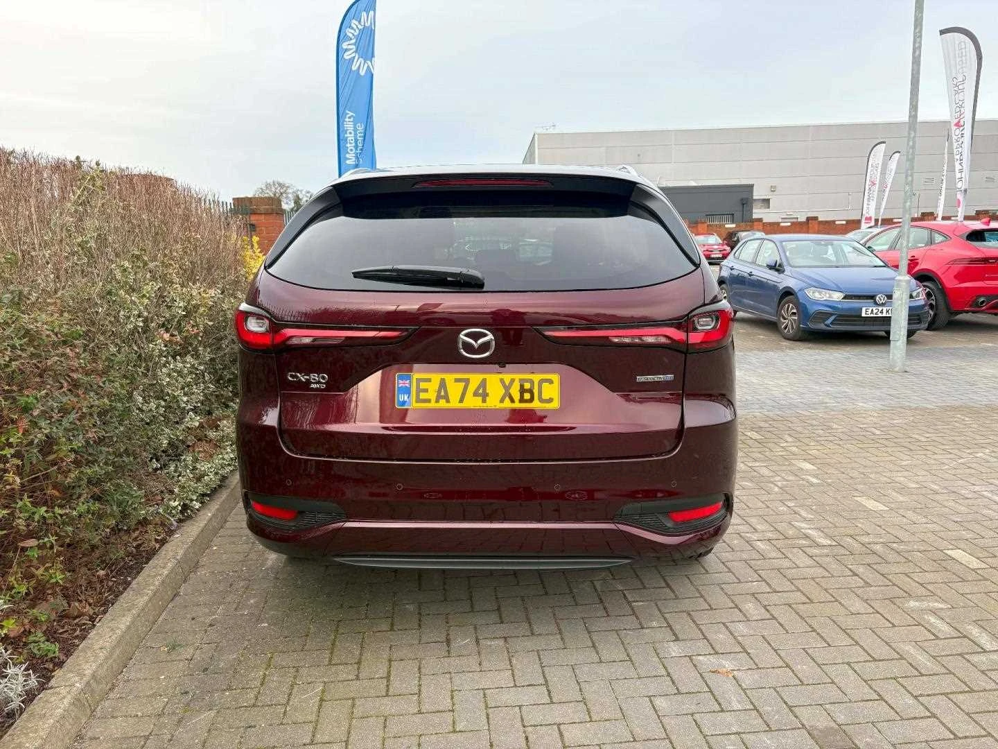 Vehicle image 7