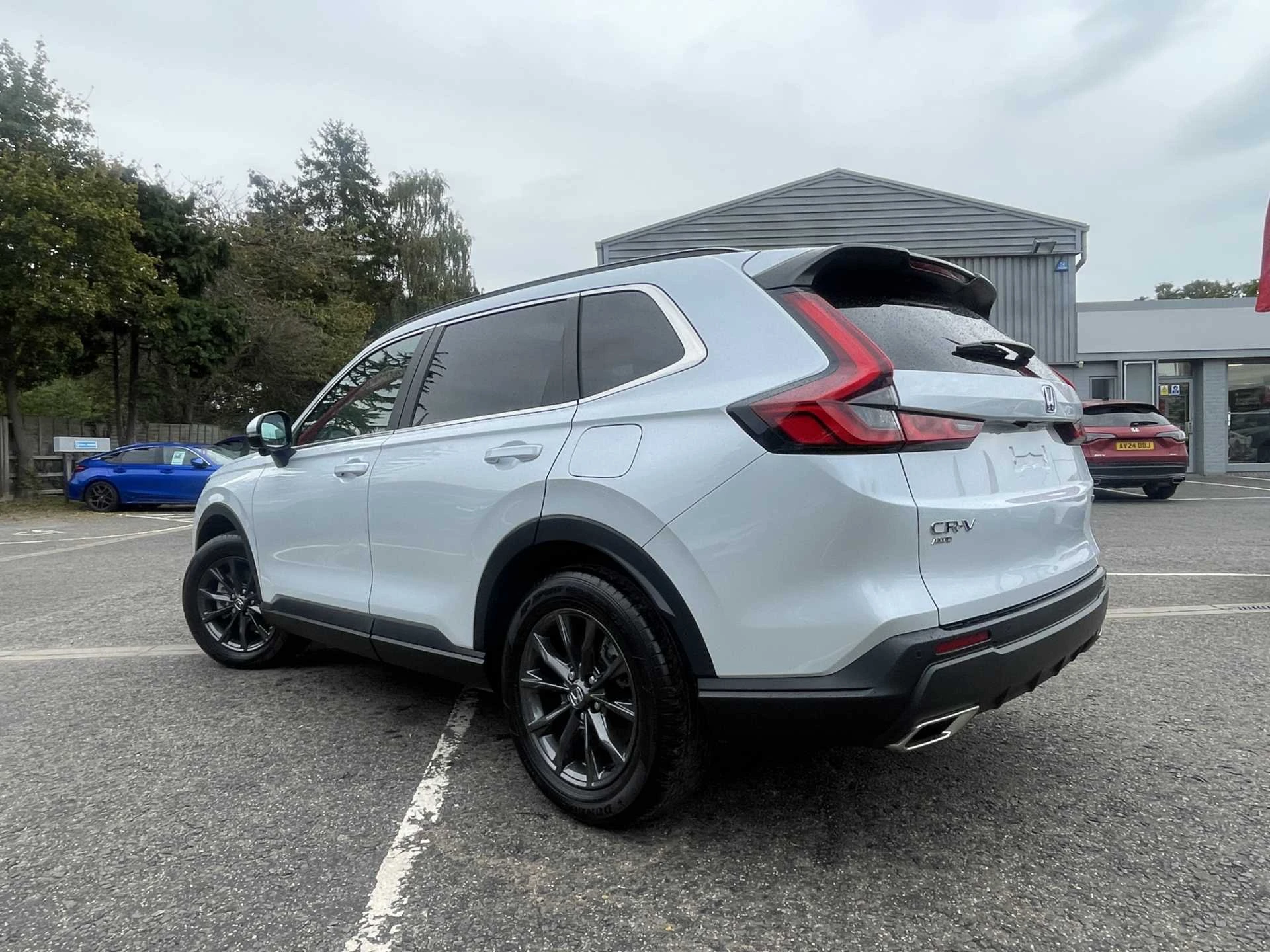 Vehicle image 3