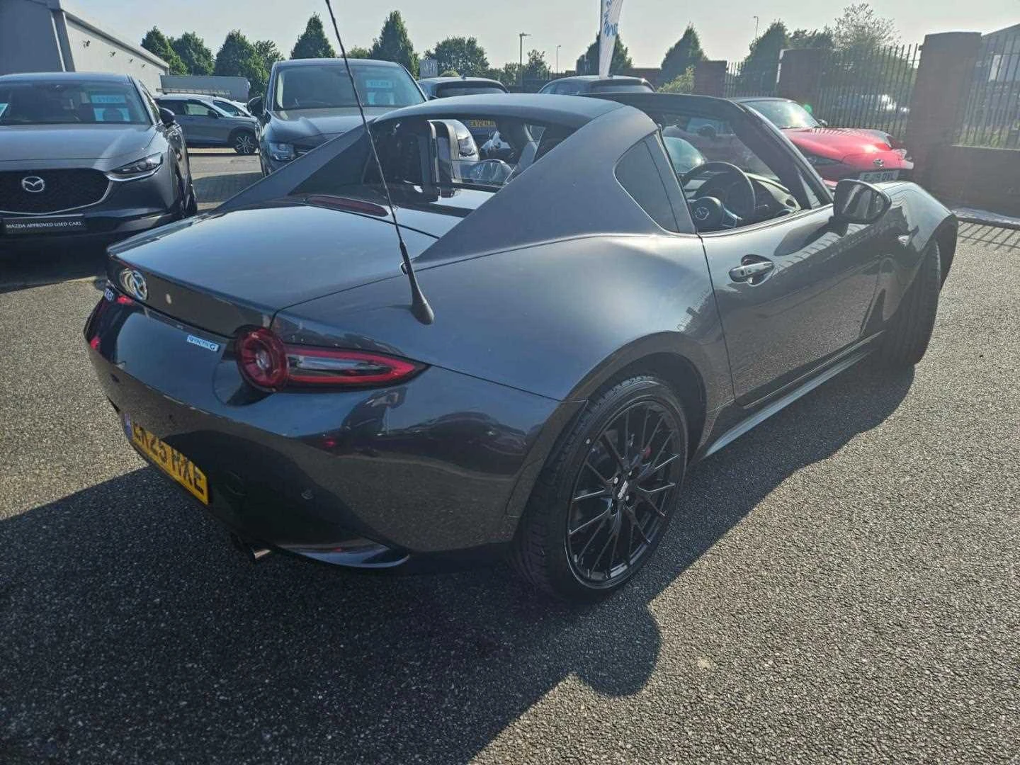 Vehicle image 4