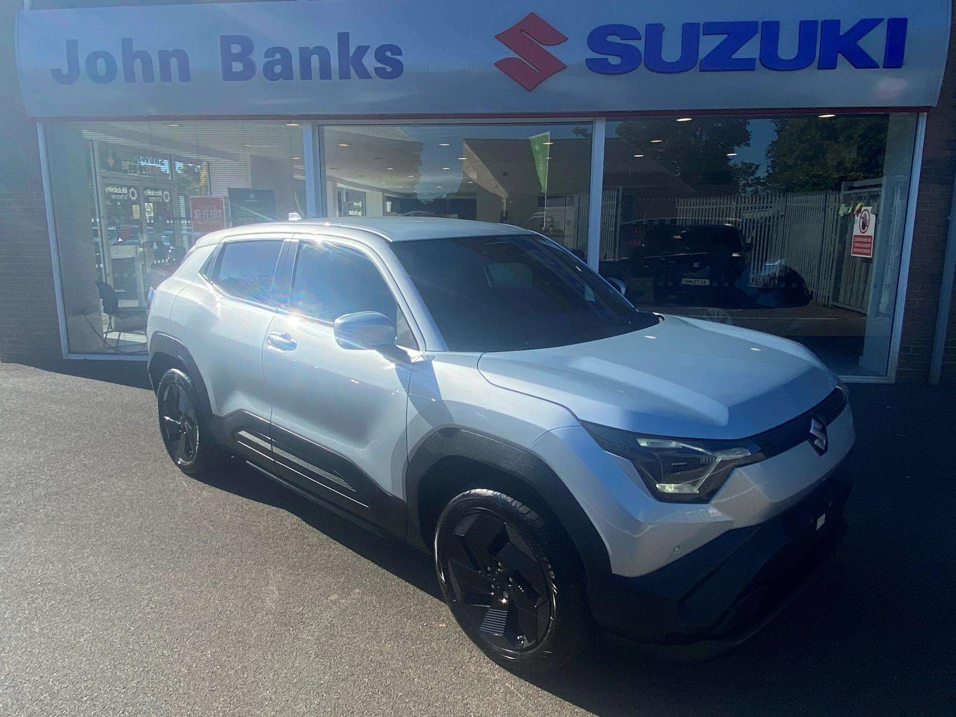 Vehicle image 3