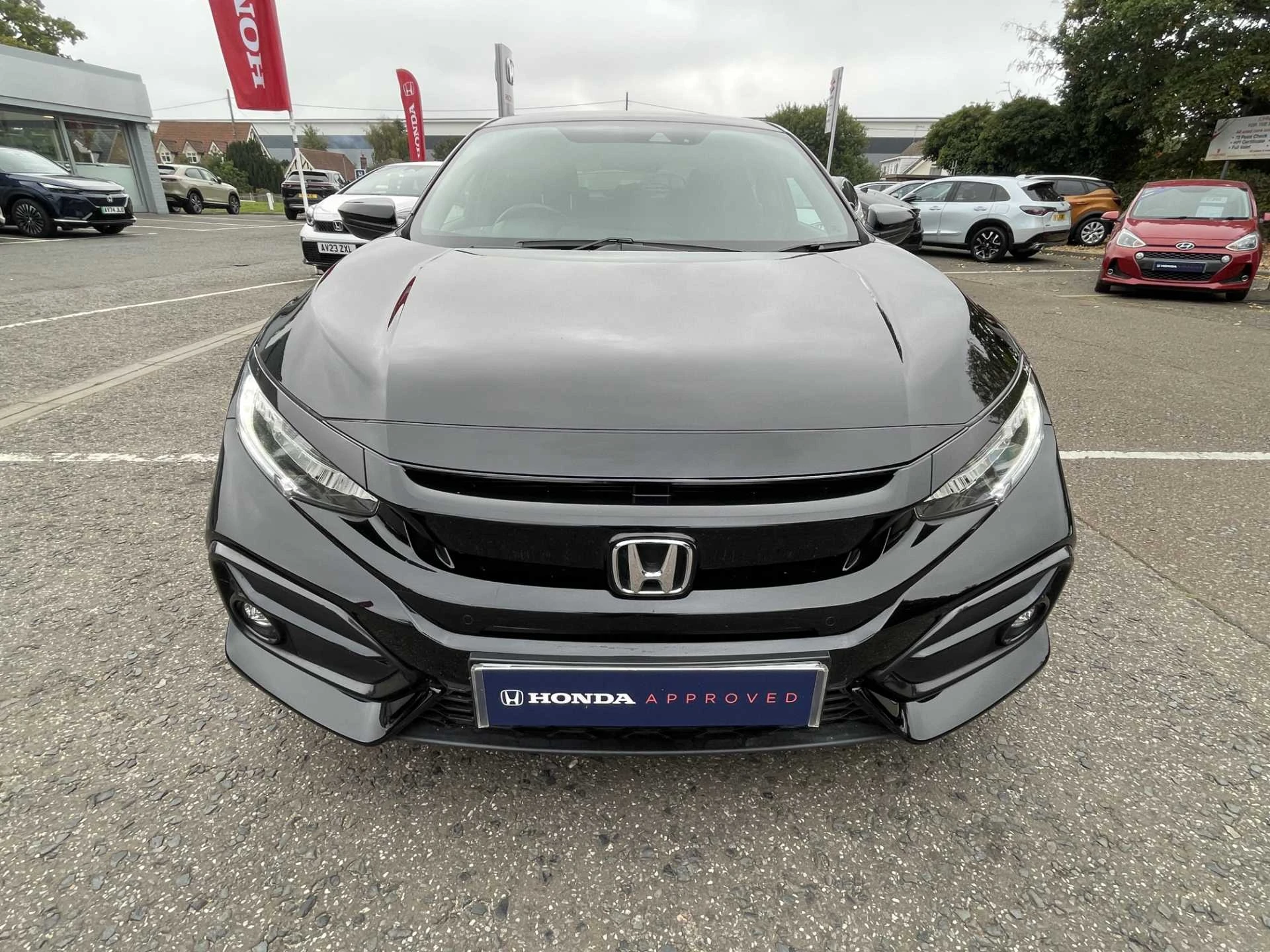 Vehicle image 6