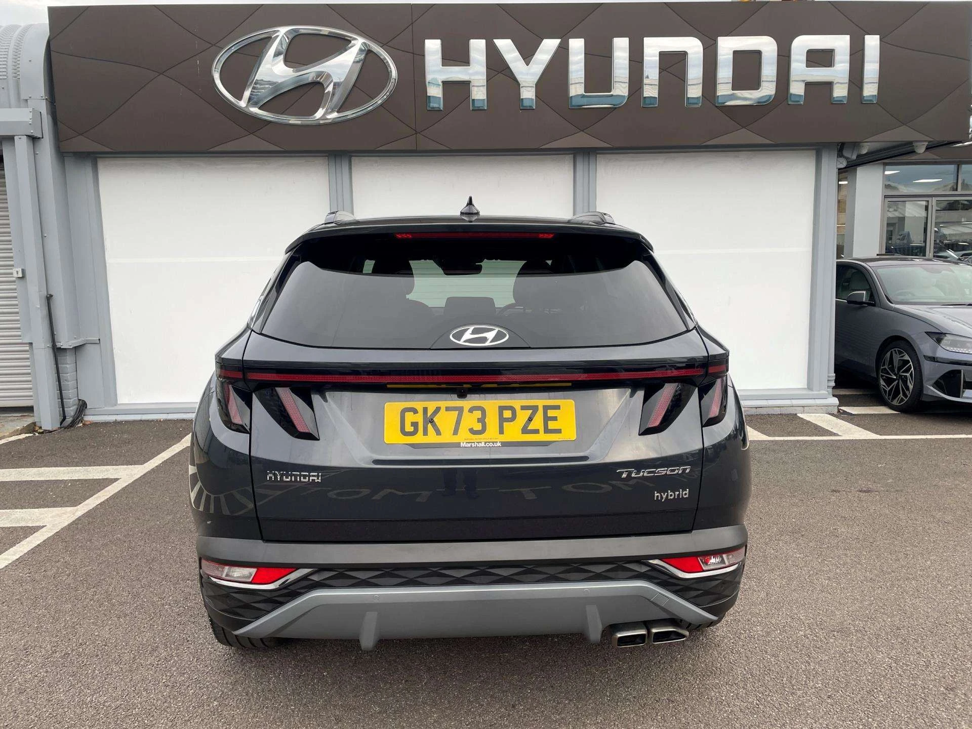 Vehicle image 7