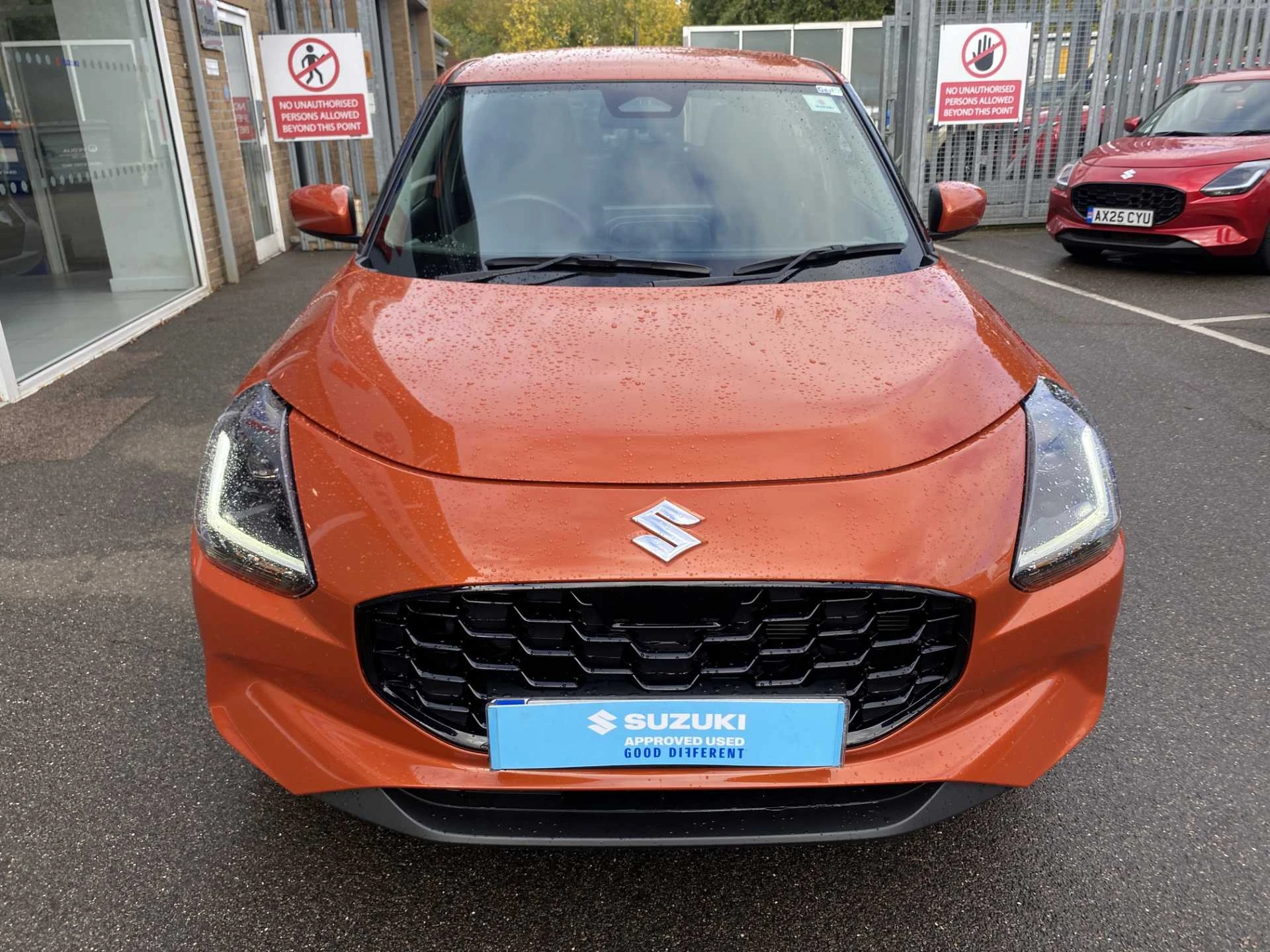 Vehicle image 4
