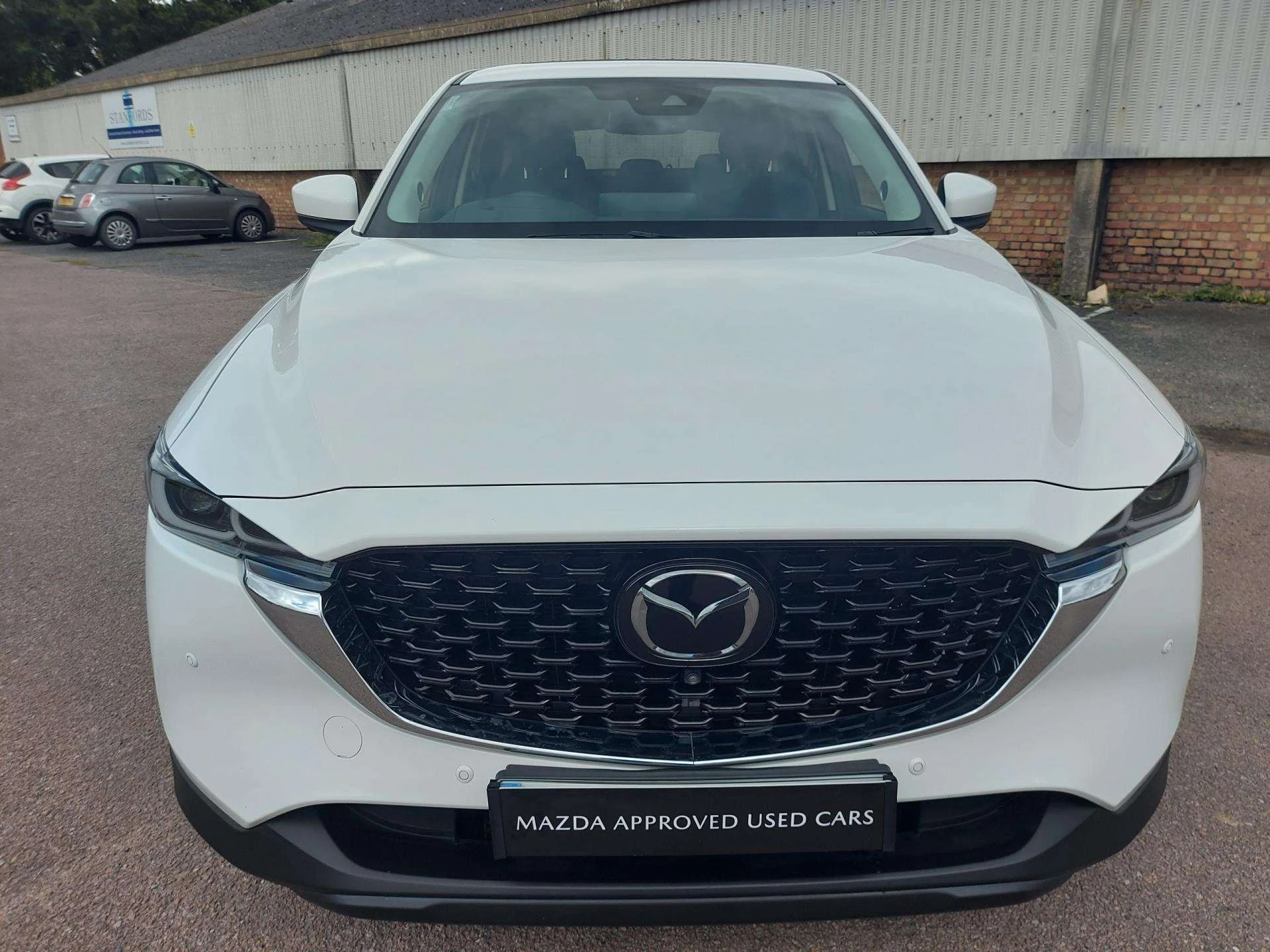 Vehicle image 3