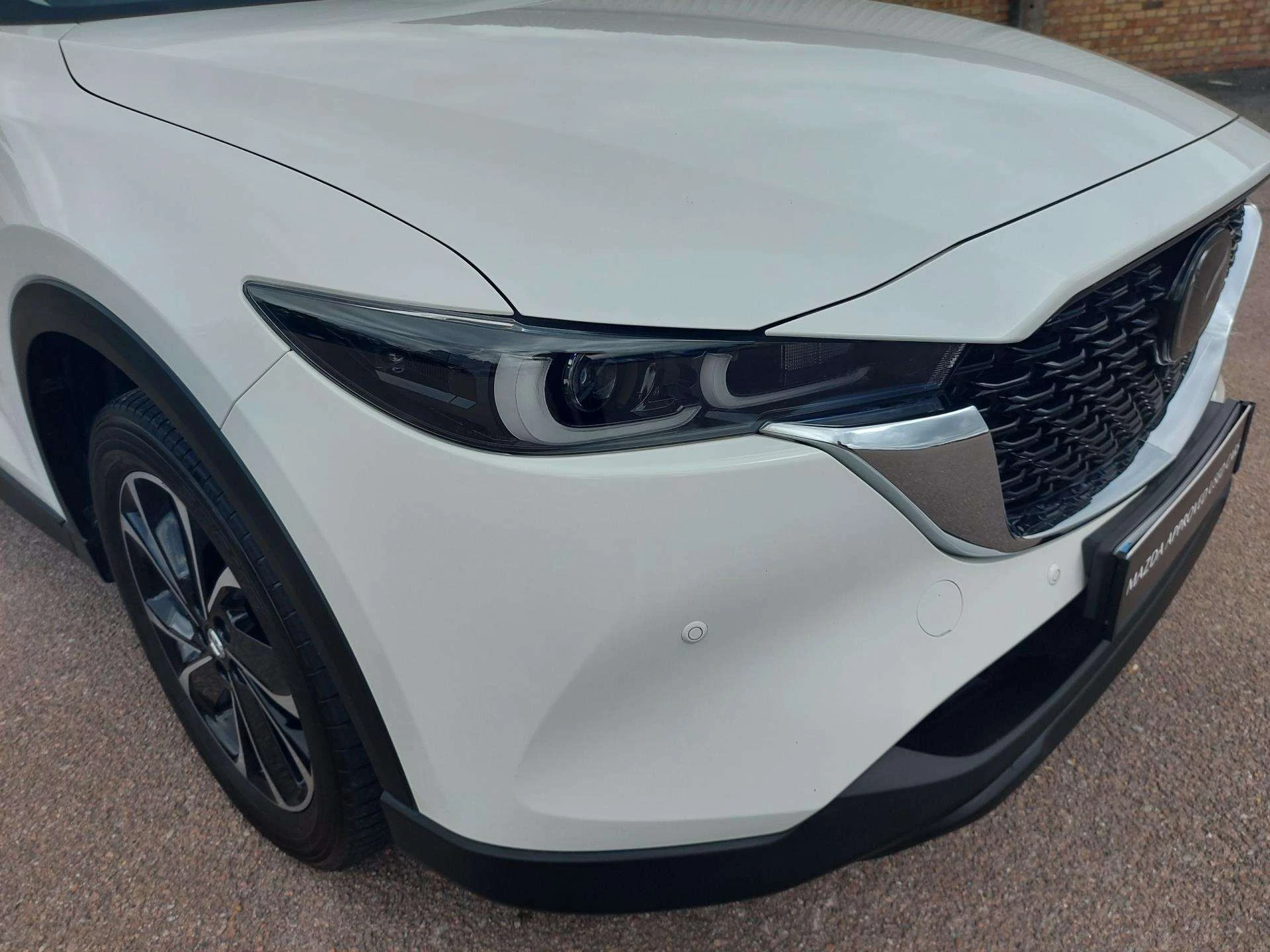 Vehicle image 7