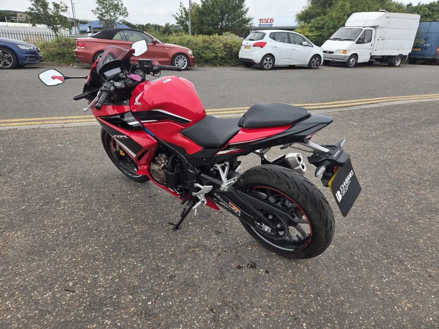 Vehicle image 5
