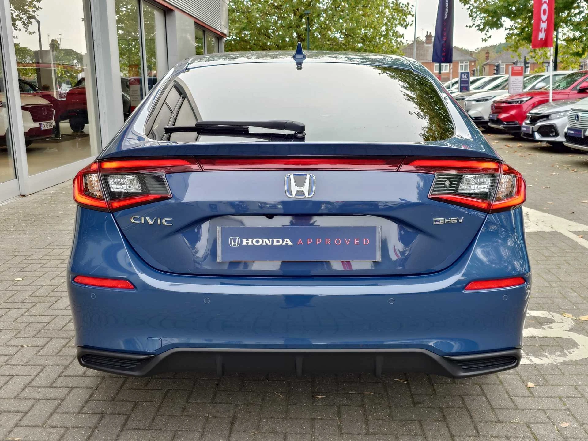 Vehicle image 7