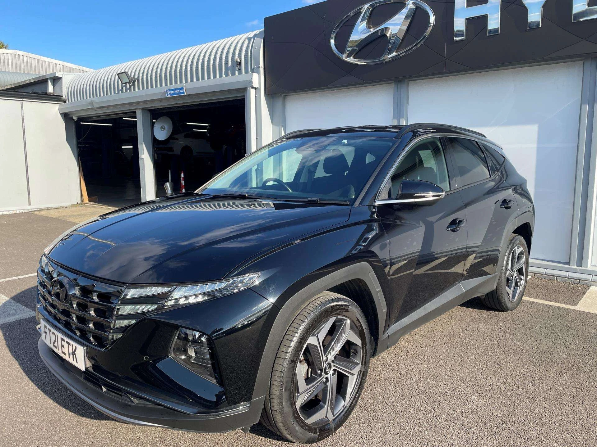 Vehicle image 6