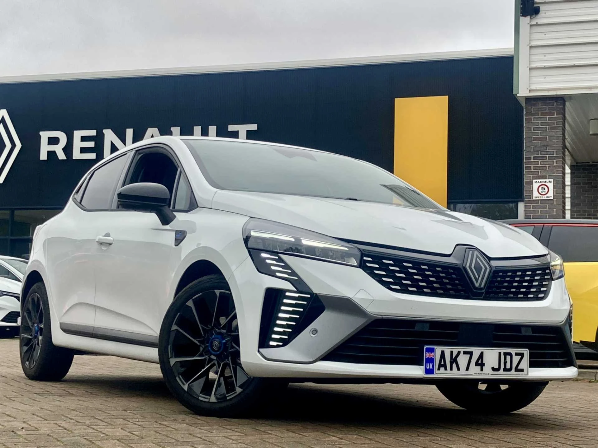 Vehicle image 2