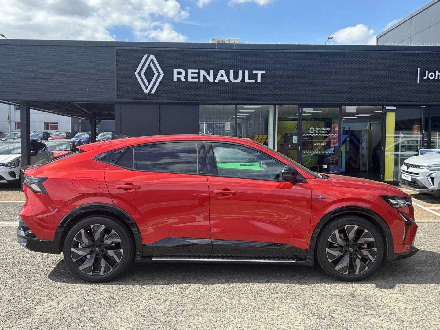 Vehicle image 5