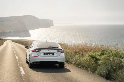 Dynamic exterior upgrade headlines refreshed Honda Civic e:HEV