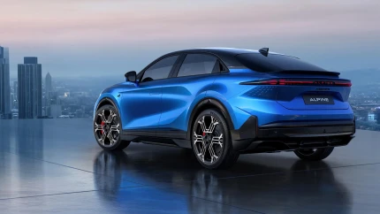 Alpine A390: the soul of Alpine in a sport fastback