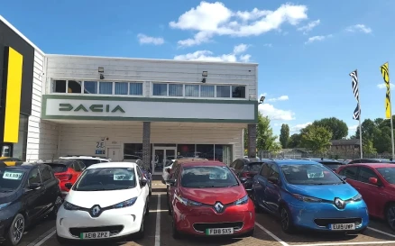 Dacia Cambridge