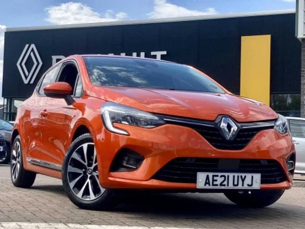 Renault Clio Listing Image