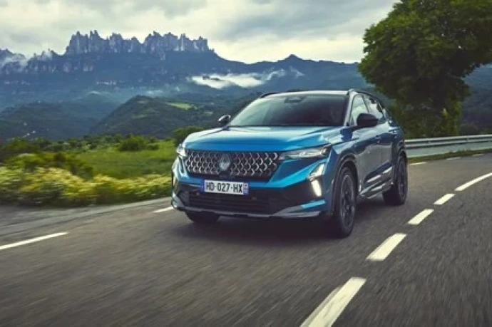 The New Renault Austral: Smarter, Sleeker, More Efficient