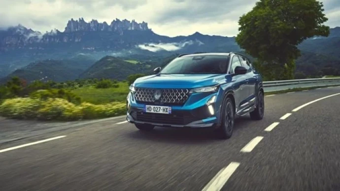 The New Renault Austral: Smarter, Sleeker, More Efficient