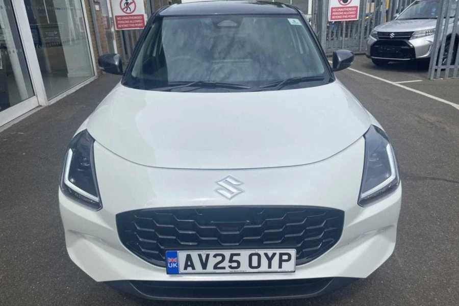 Vehicle Image - 2