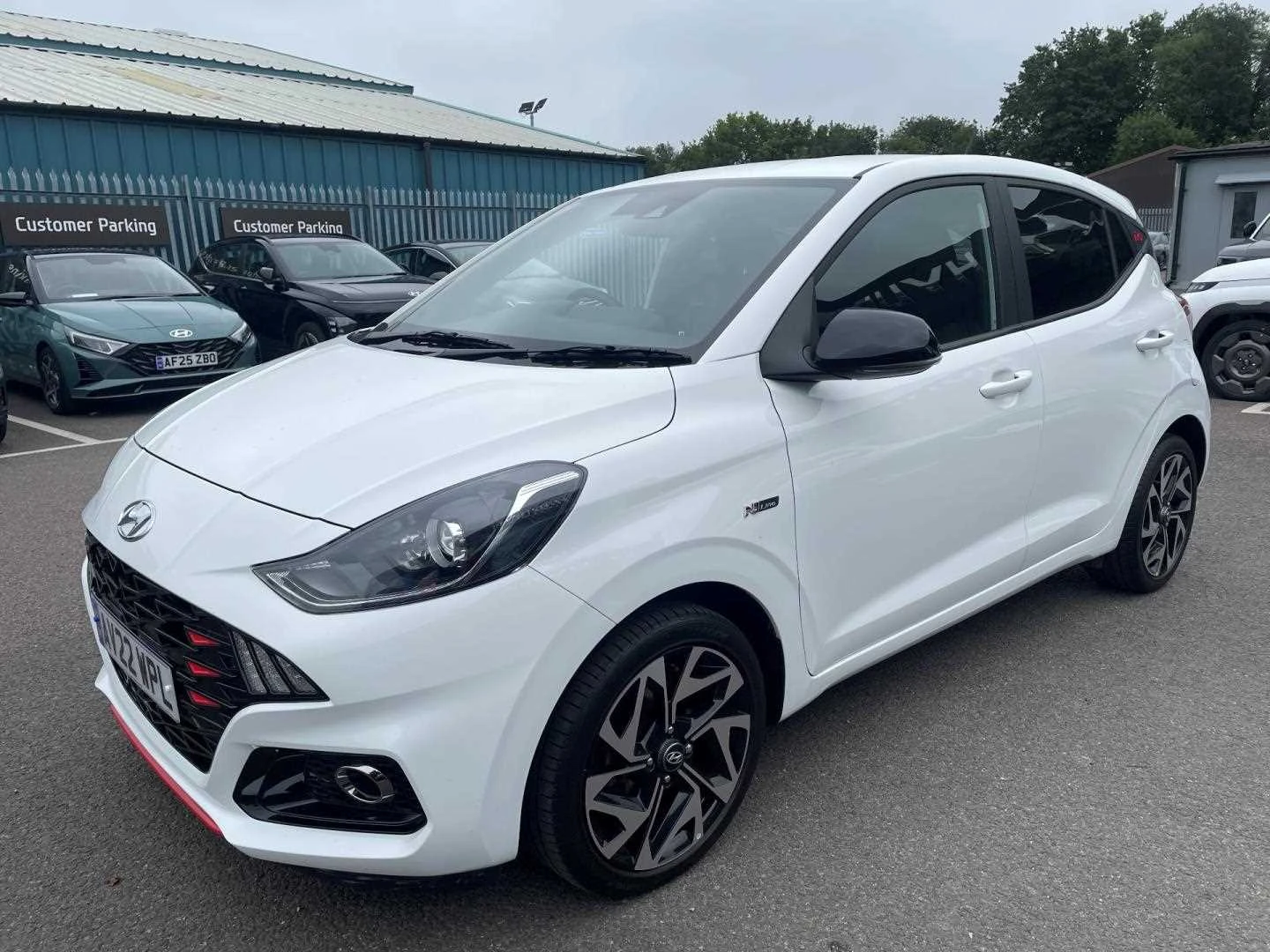 Vehicle image 3