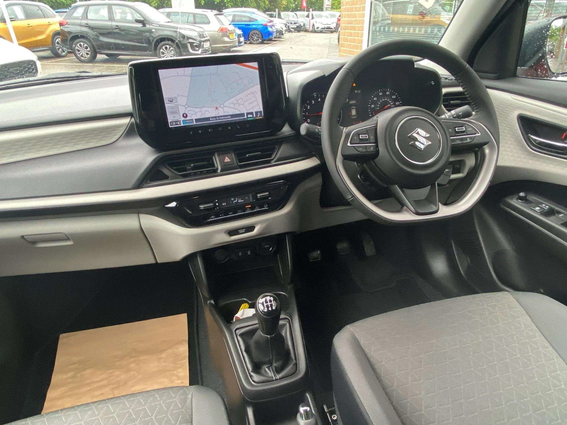 Vehicle image 4