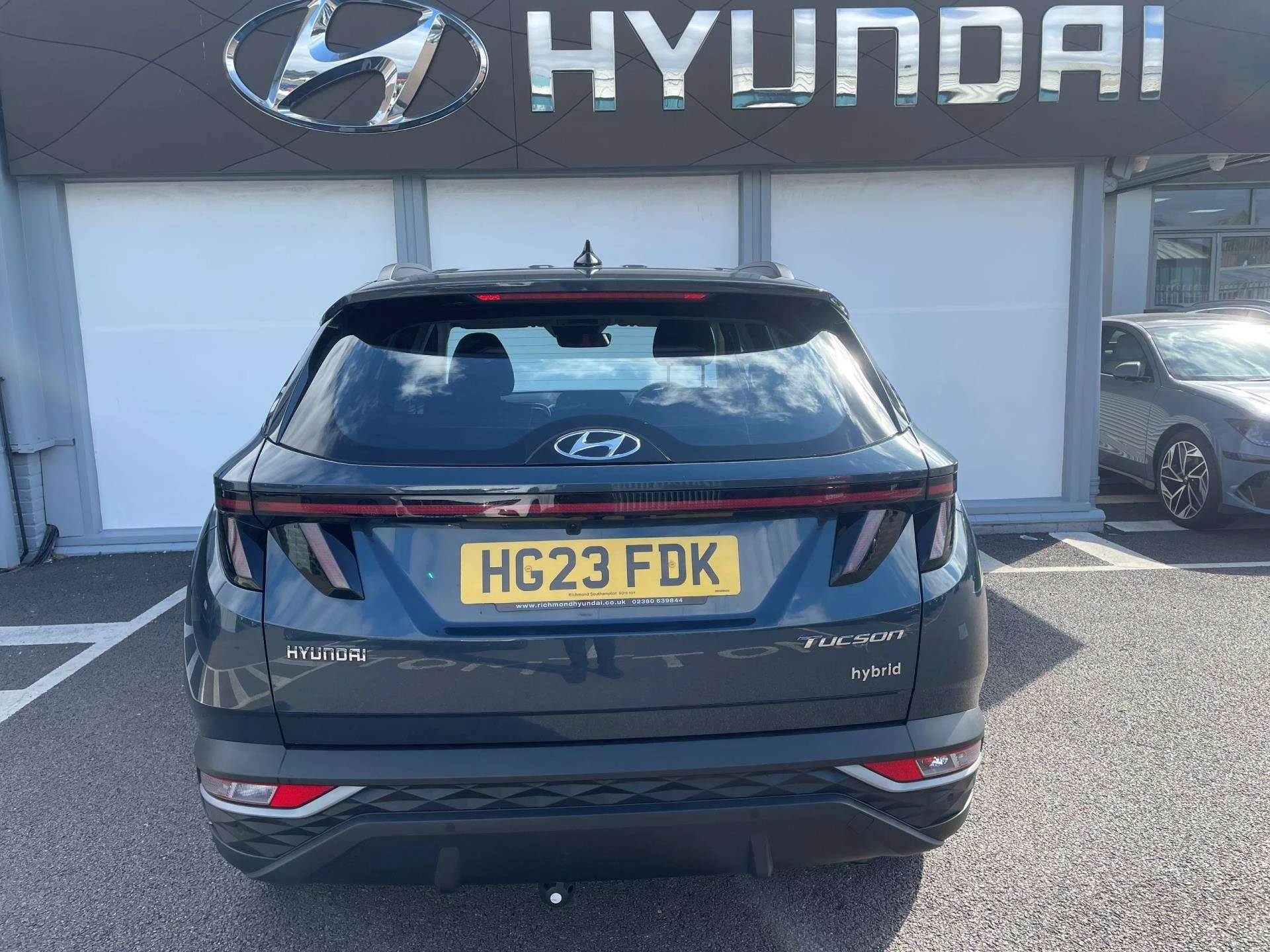 Vehicle image 7