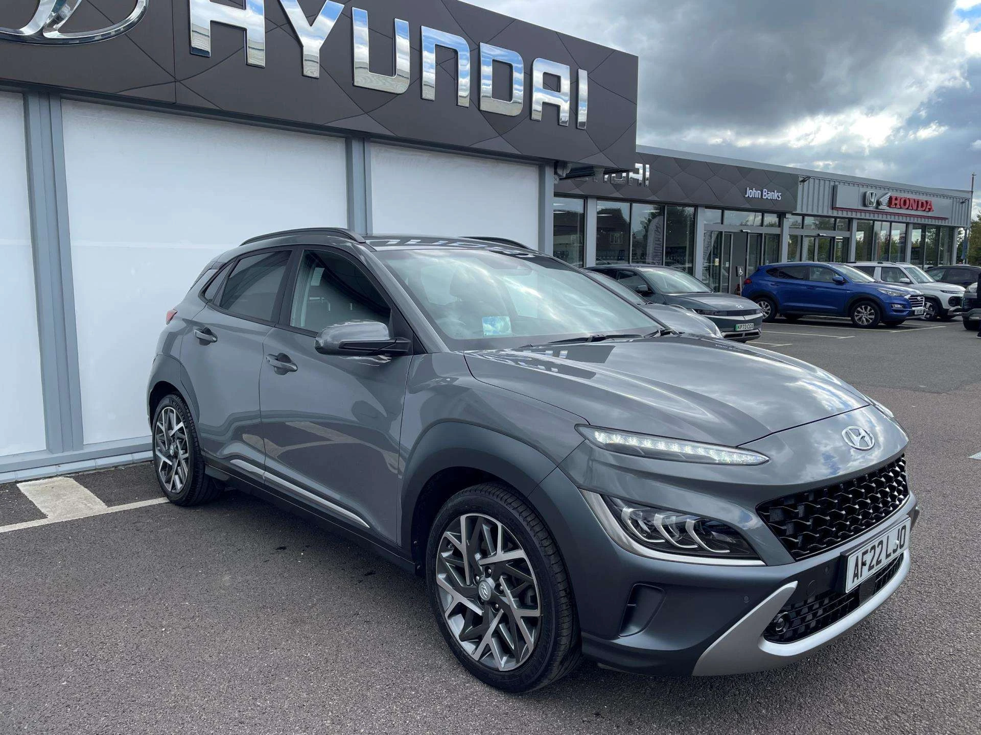 Vehicle image 6