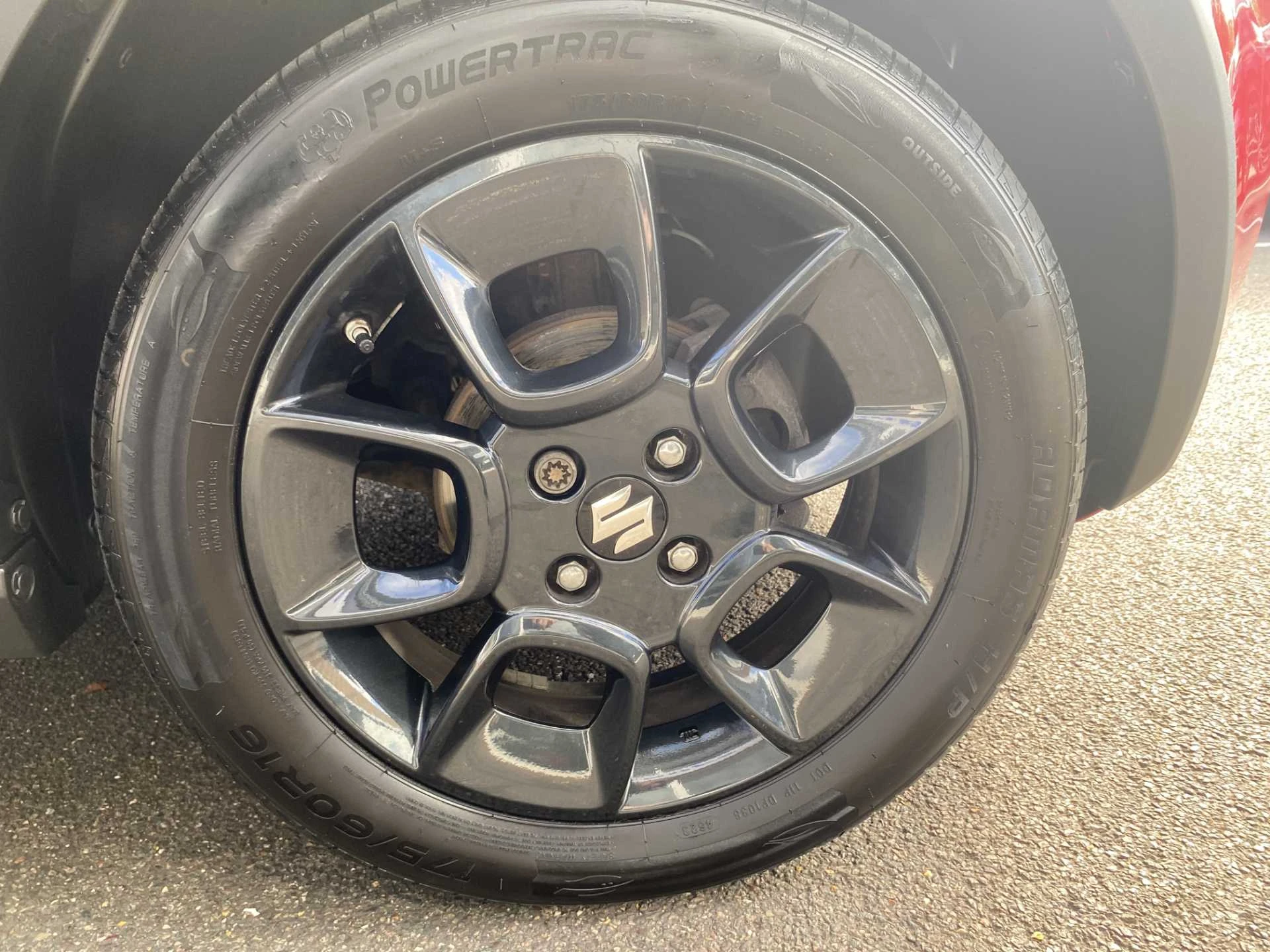 Vehicle image 6