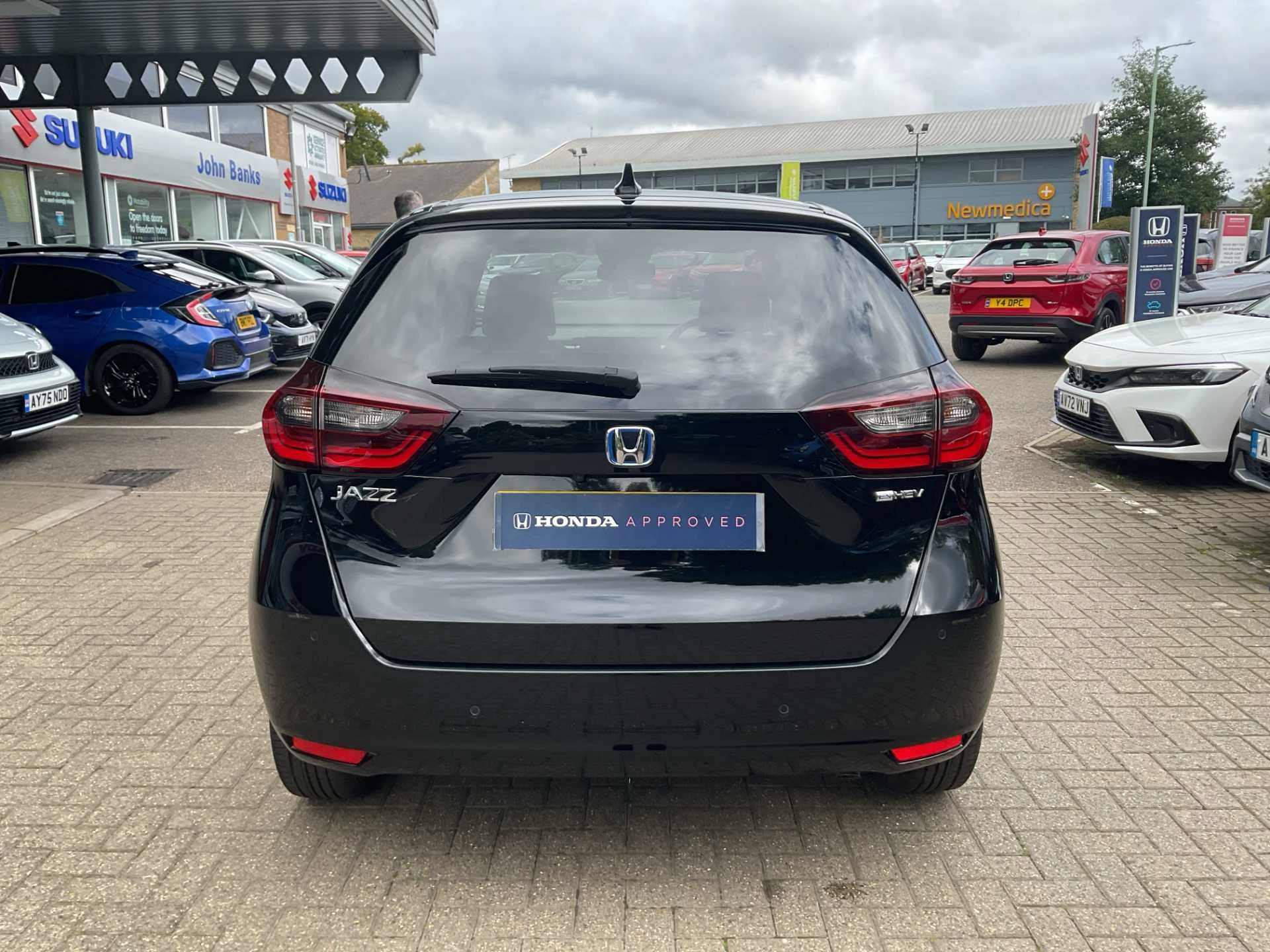 Vehicle image 7