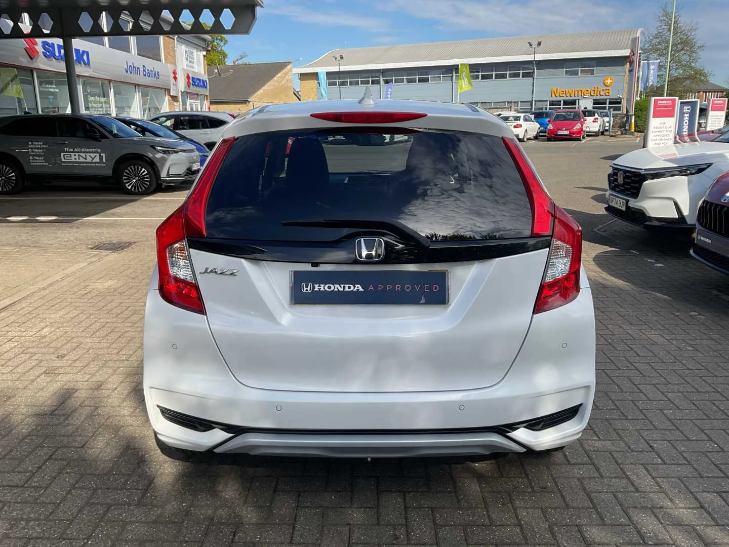 Vehicle image 7